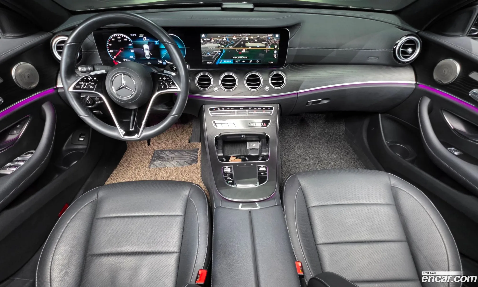 Mercedes-Benz E-Class W213 2022 — 33