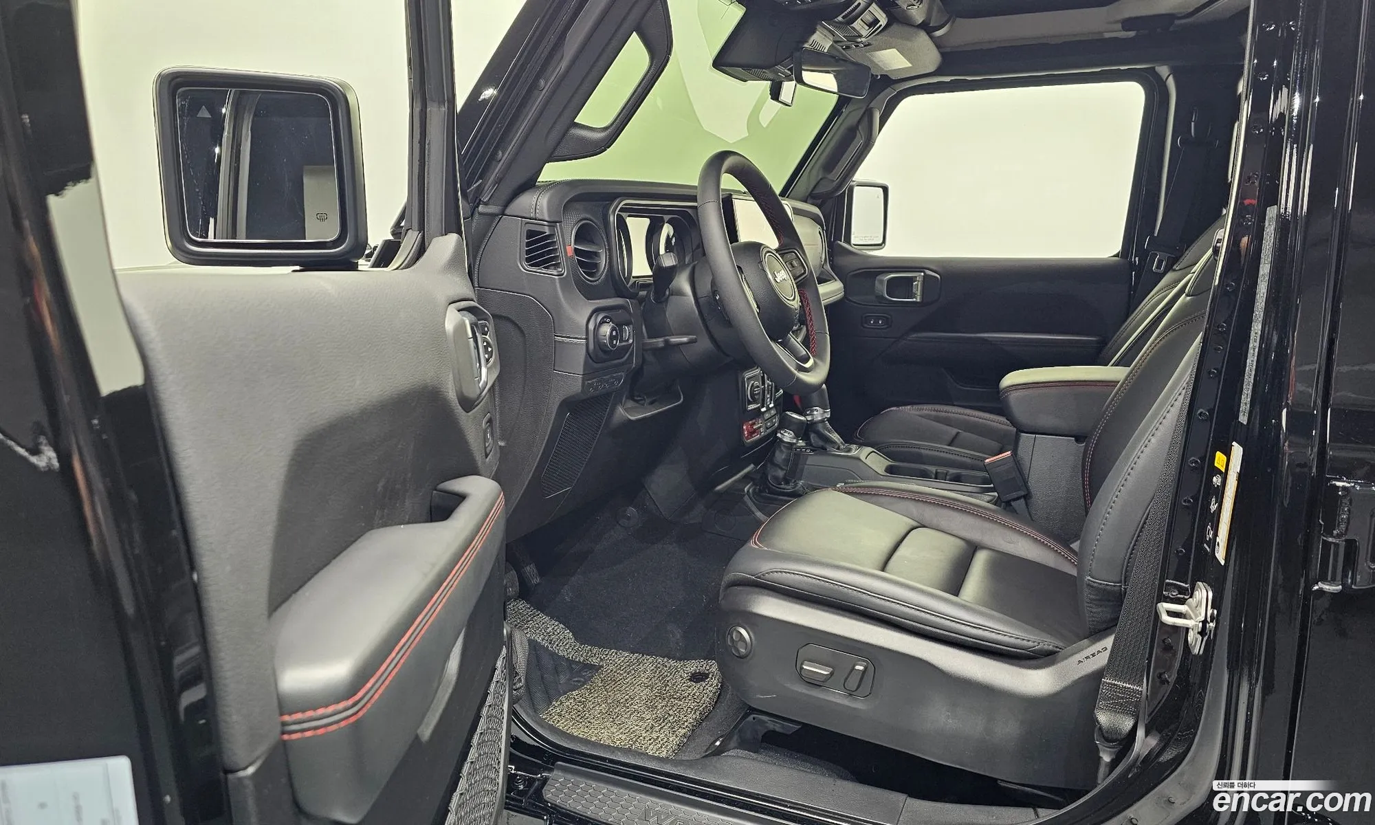 Jeep Wrangler 2024 — 26