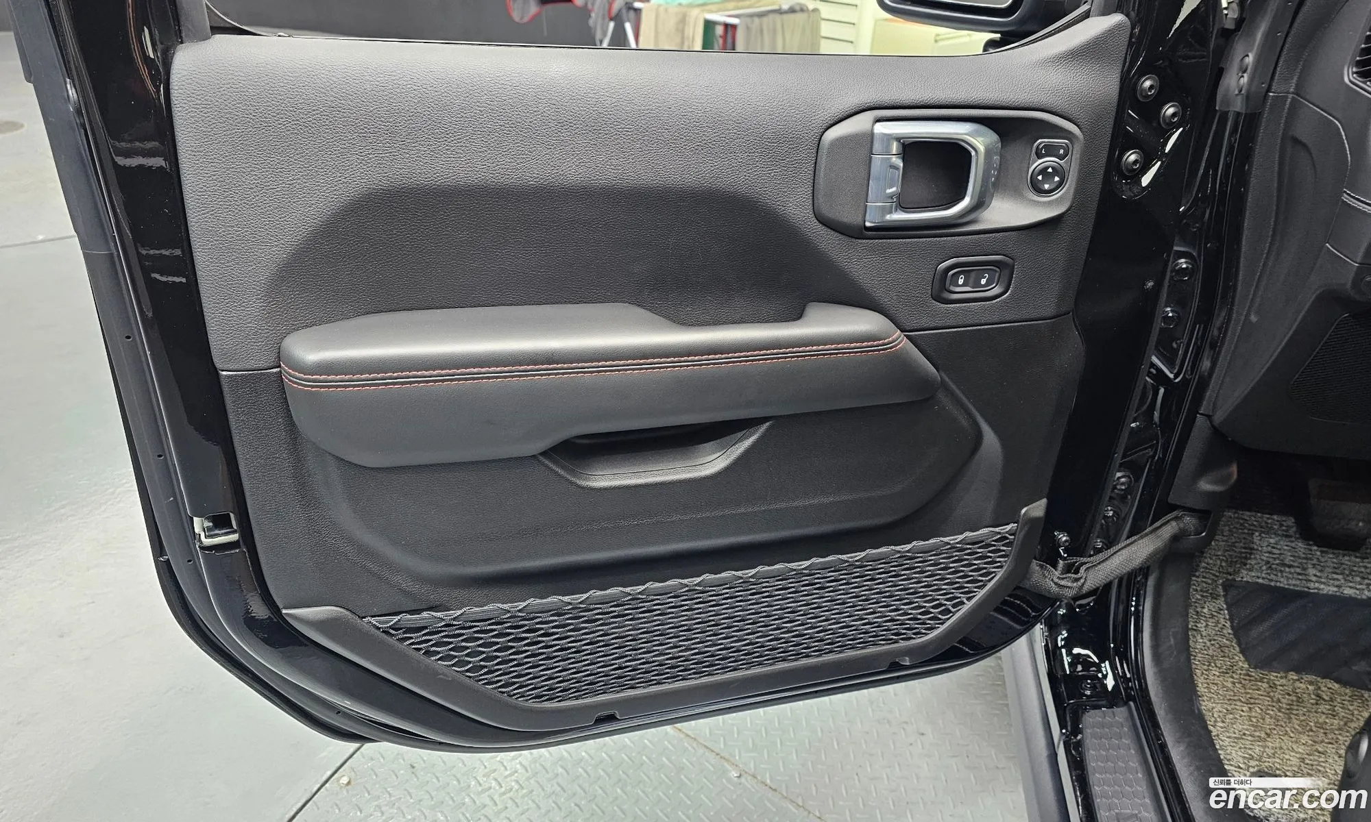 Jeep Wrangler 2024 — 20