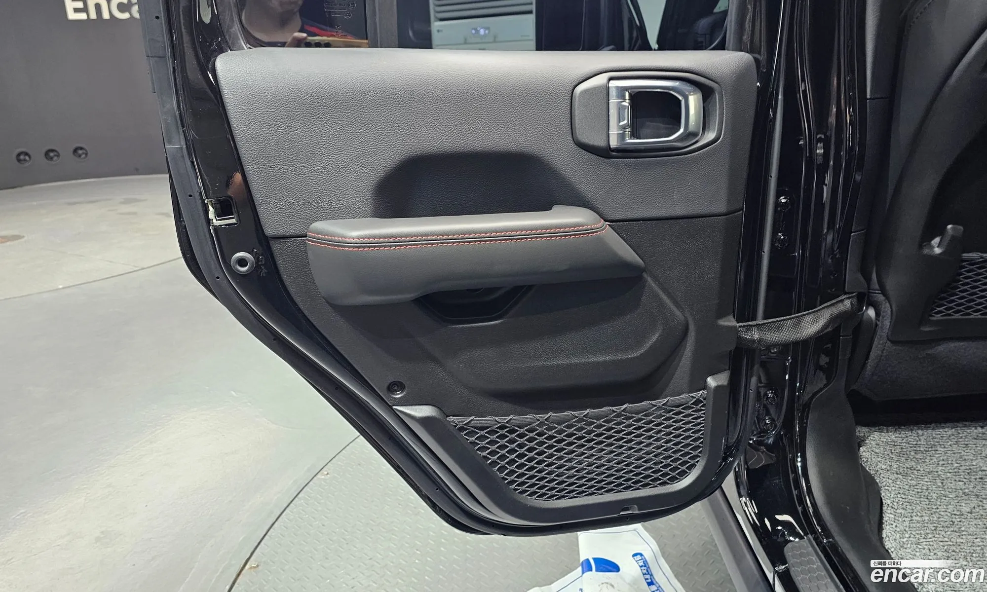 Jeep Wrangler 2024 — 21