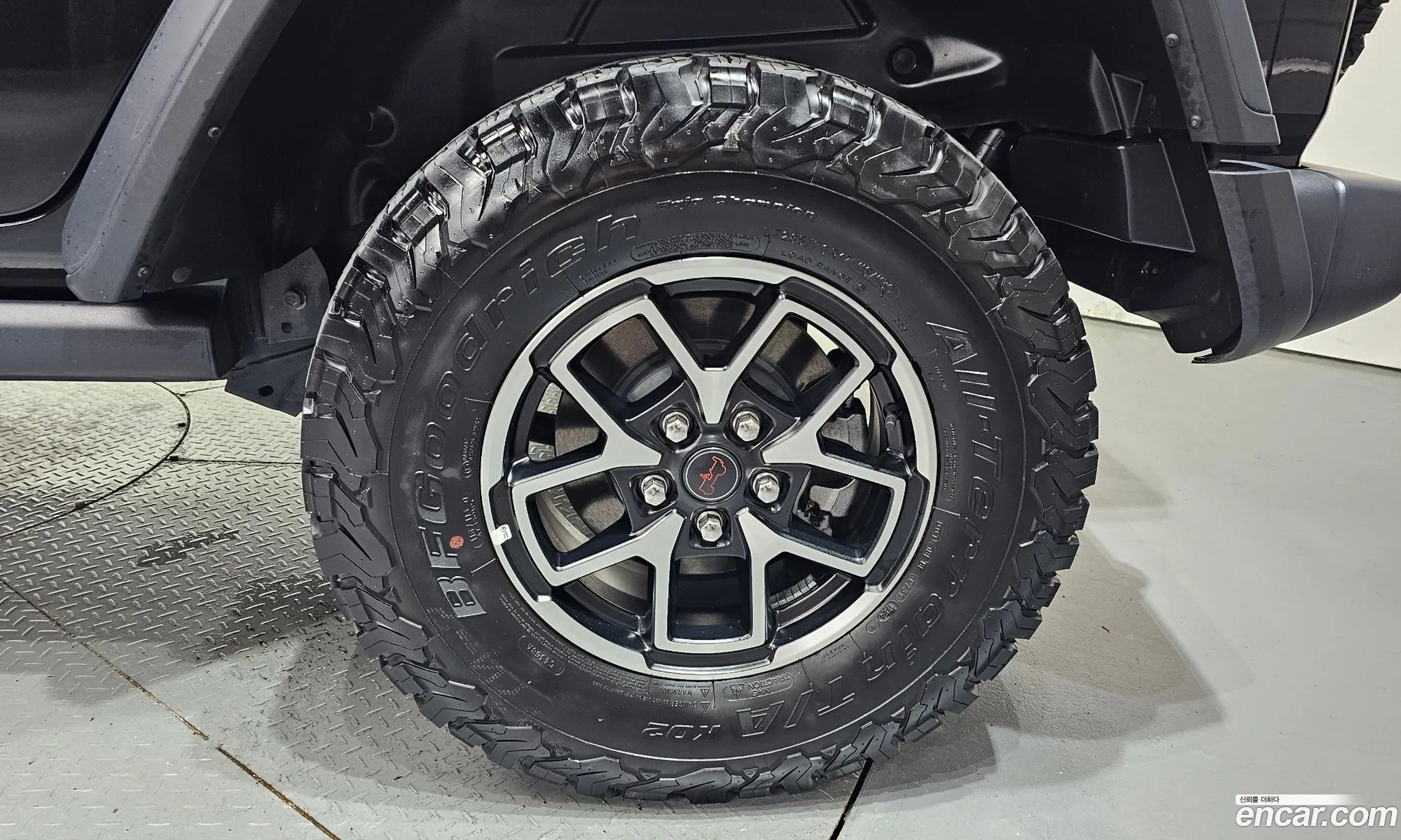 Jeep Wrangler 2024 — 19