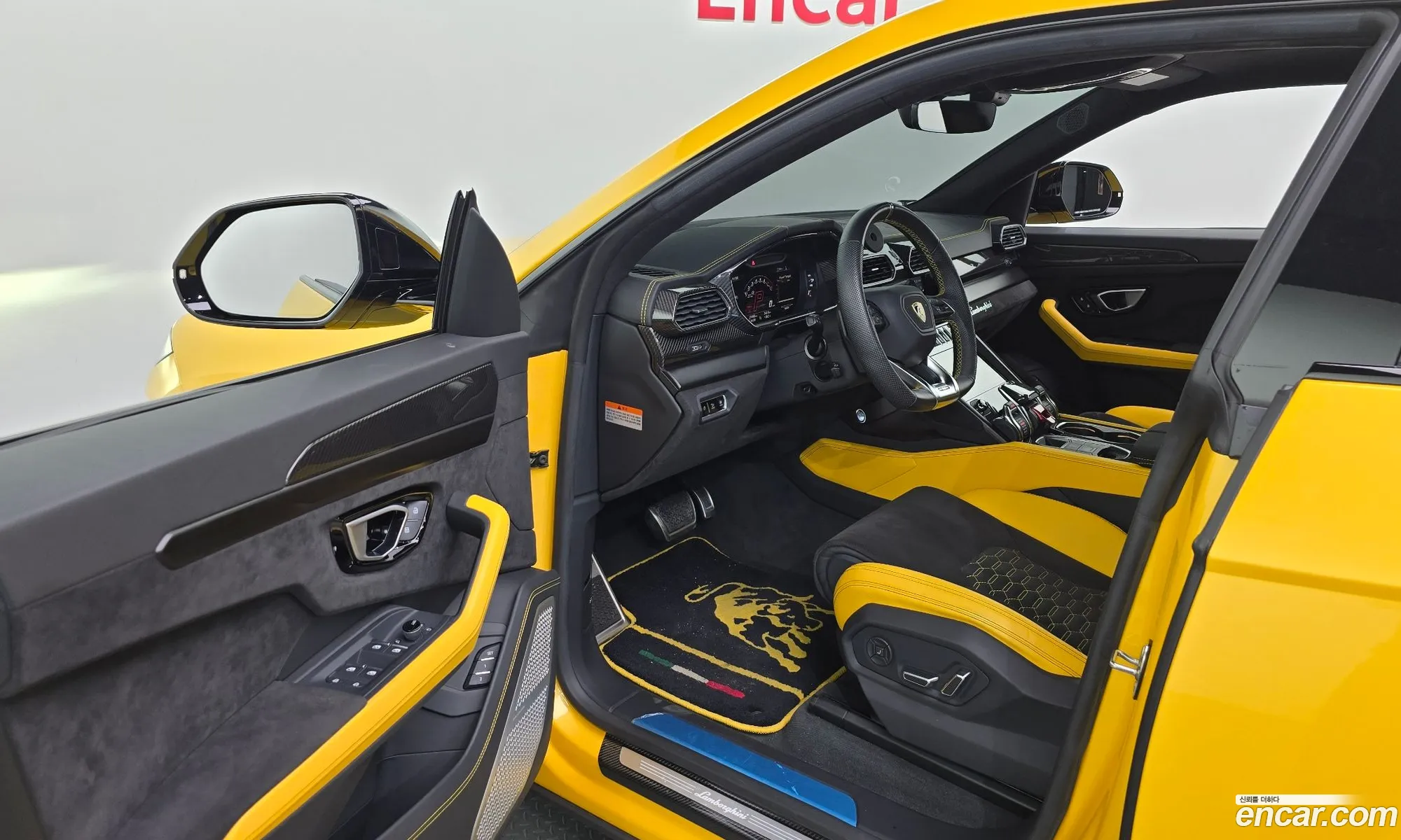 Lamborghini Urus 2022 — 30