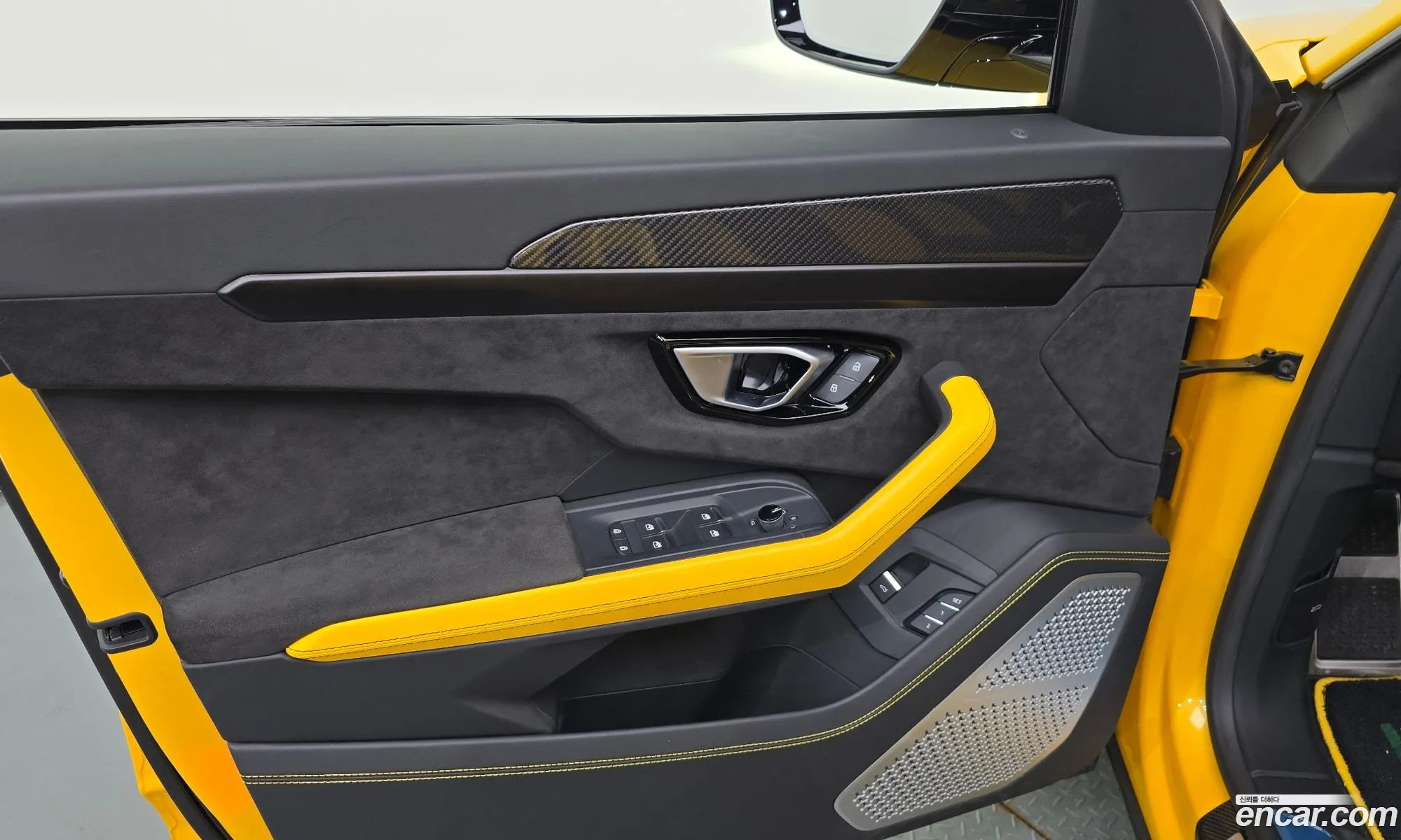 Lamborghini Urus 2022 — 10