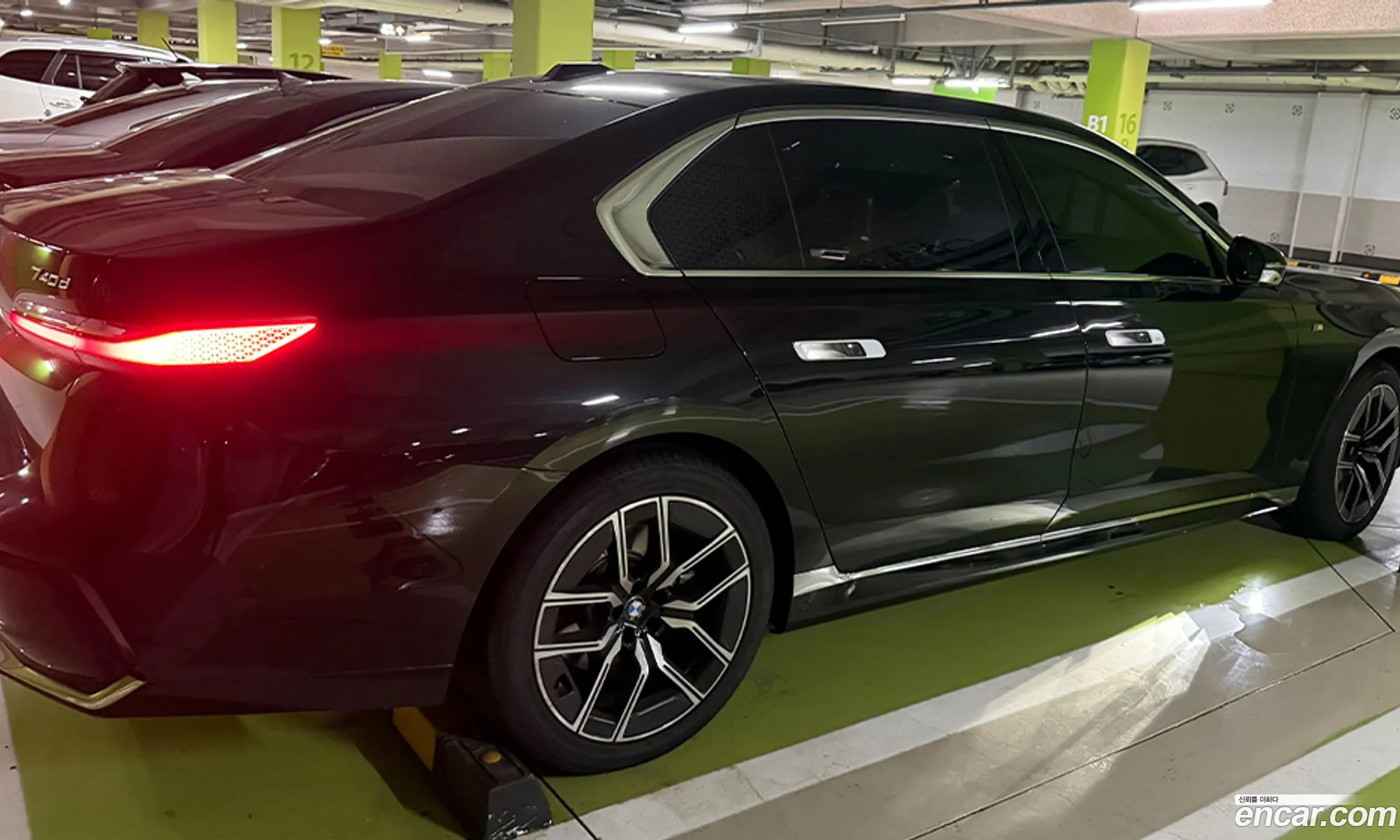 BMW 7 Series 2025 — 14