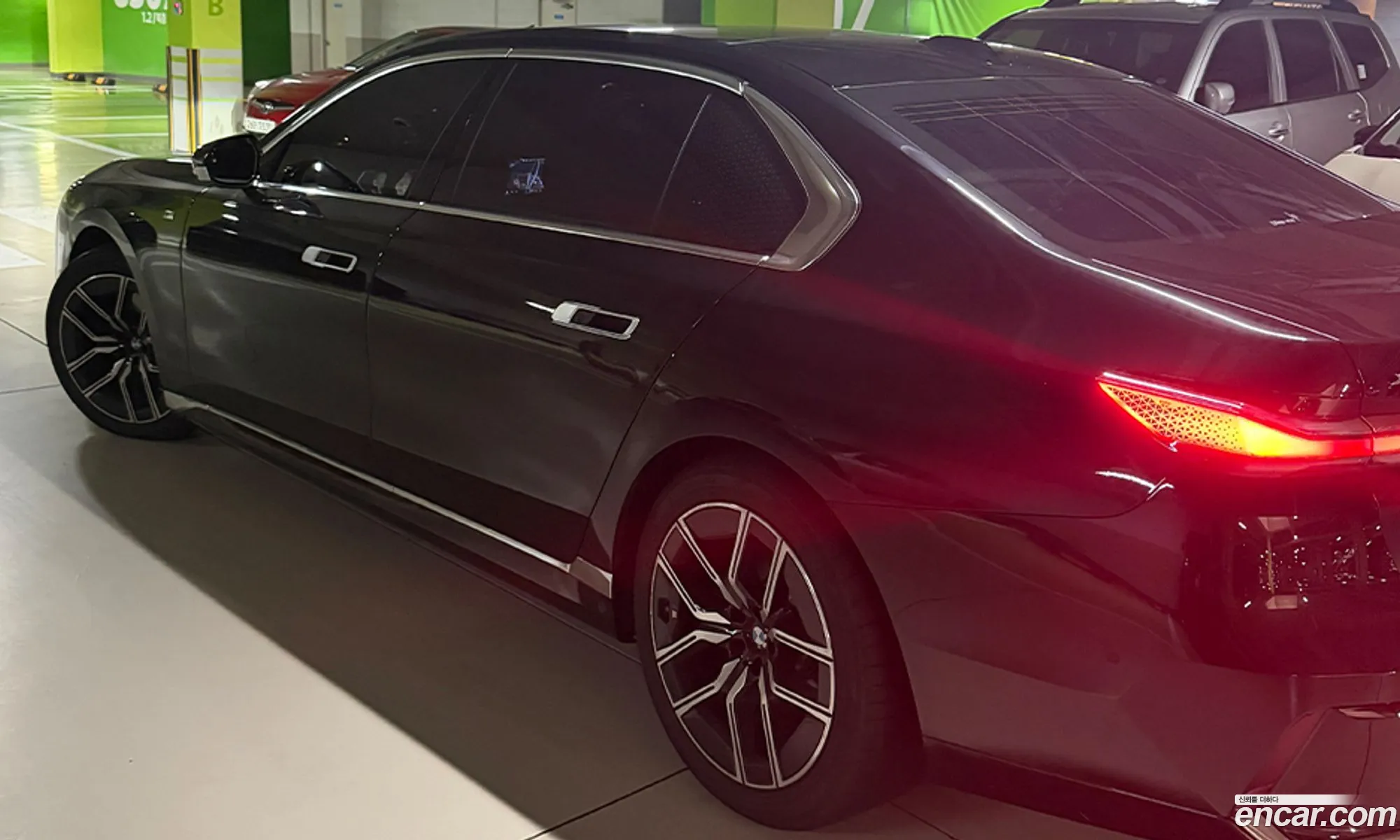 BMW 7 Series 2025 — 11
