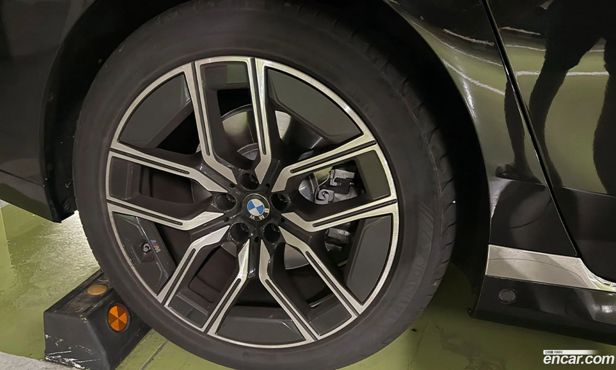BMW 7 Series 2025 — 7