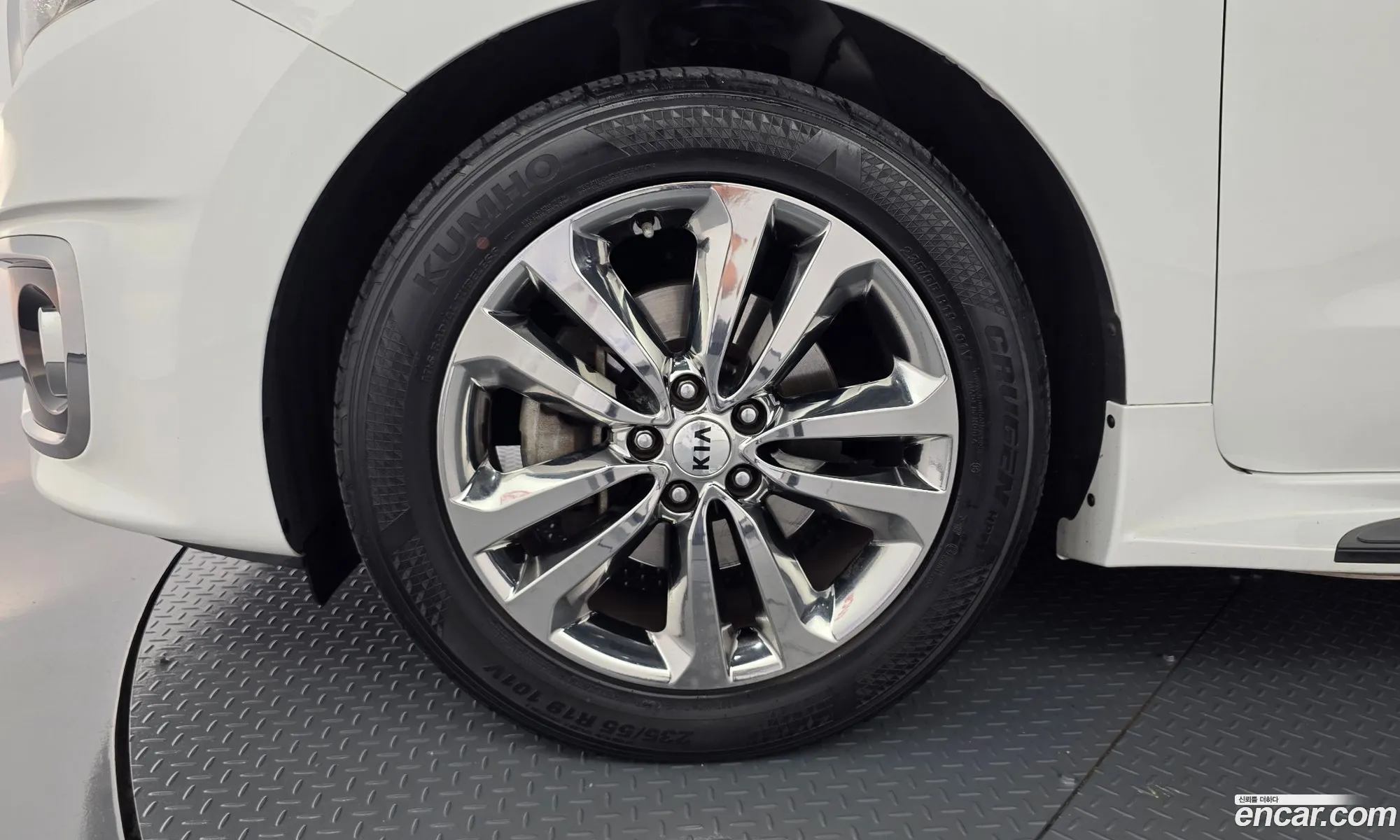 Kia Carnival 2016 KNAMB81ABGS226505 — 18