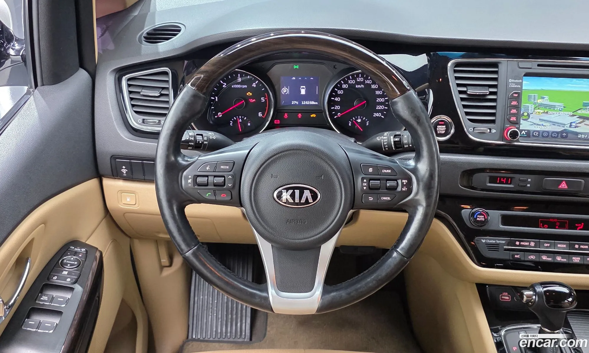 Kia Carnival 2016 KNAMB81ABGS226505 — 31