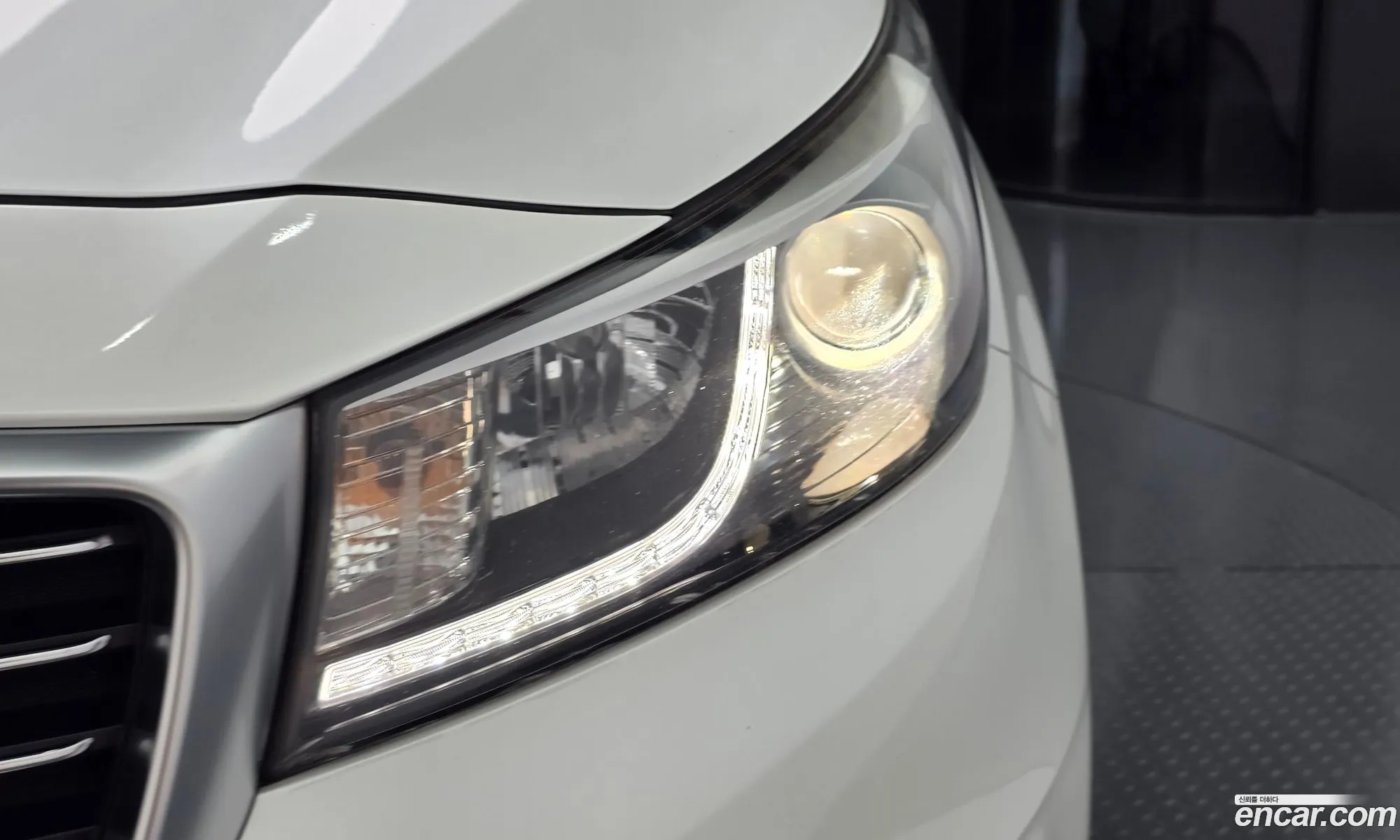 Kia Carnival 2016 KNAMB81ABGS226505 — 6