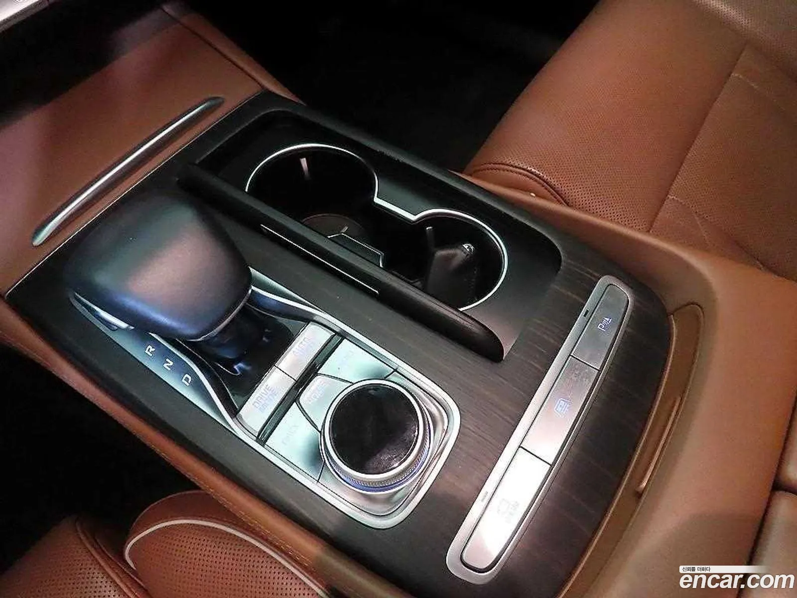 Kia The K9 2018 — 19