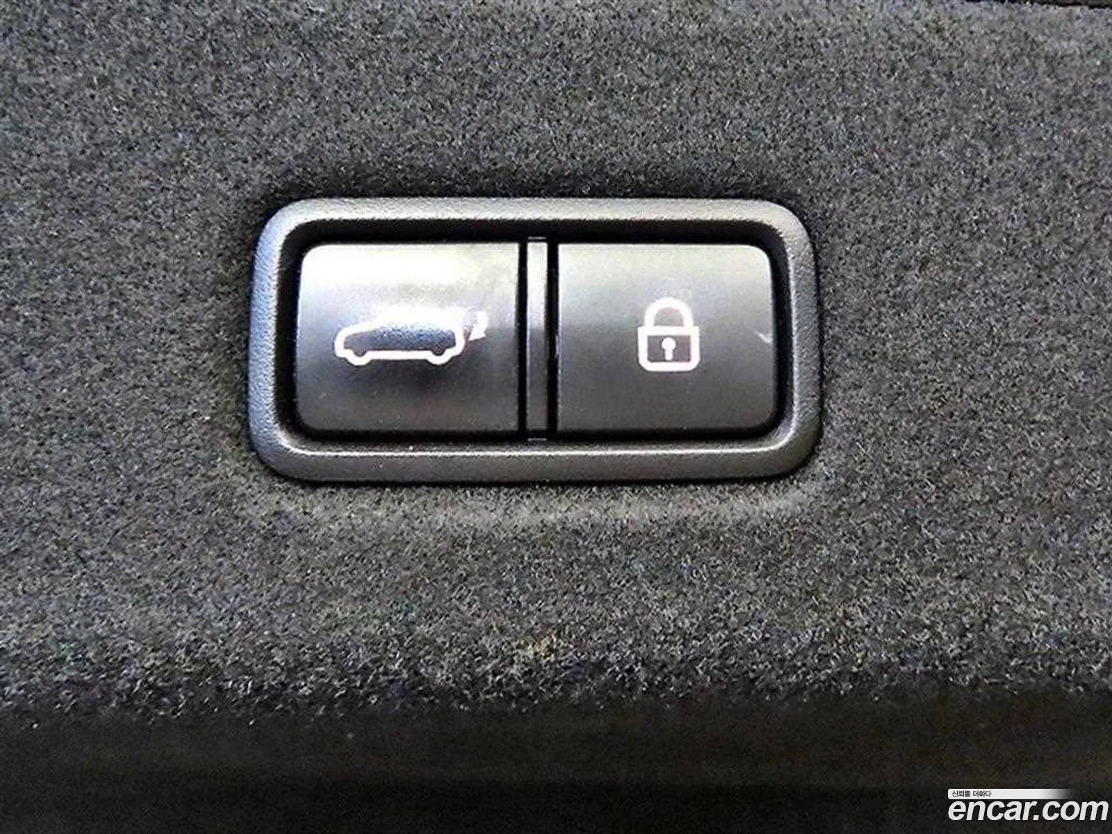 Kia The K9 2018 — 2