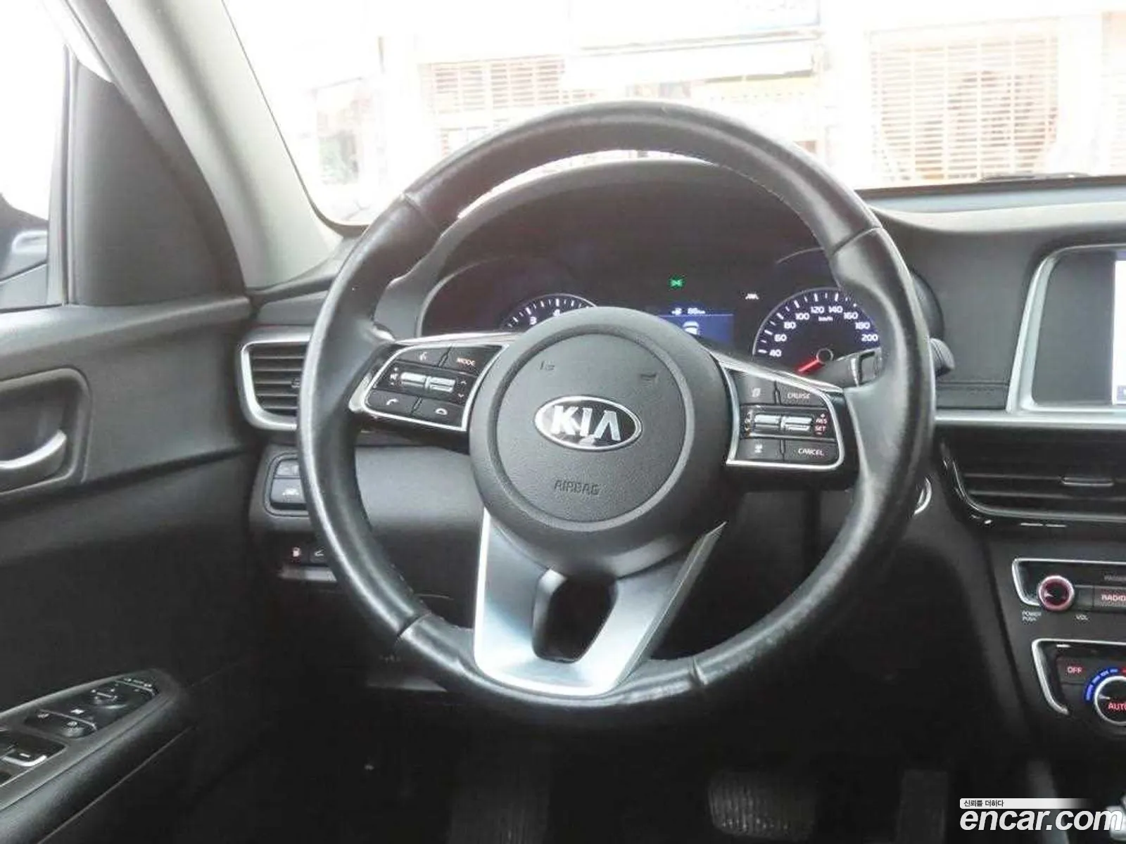 Kia K5 2019 — 13