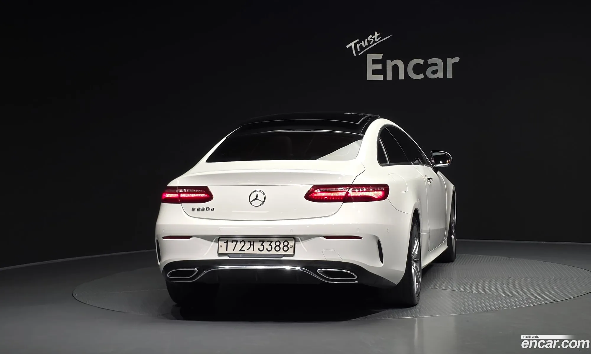 Mercedes-Benz E-Class W213 2018 WDD1J1EB3JF048579 — 26