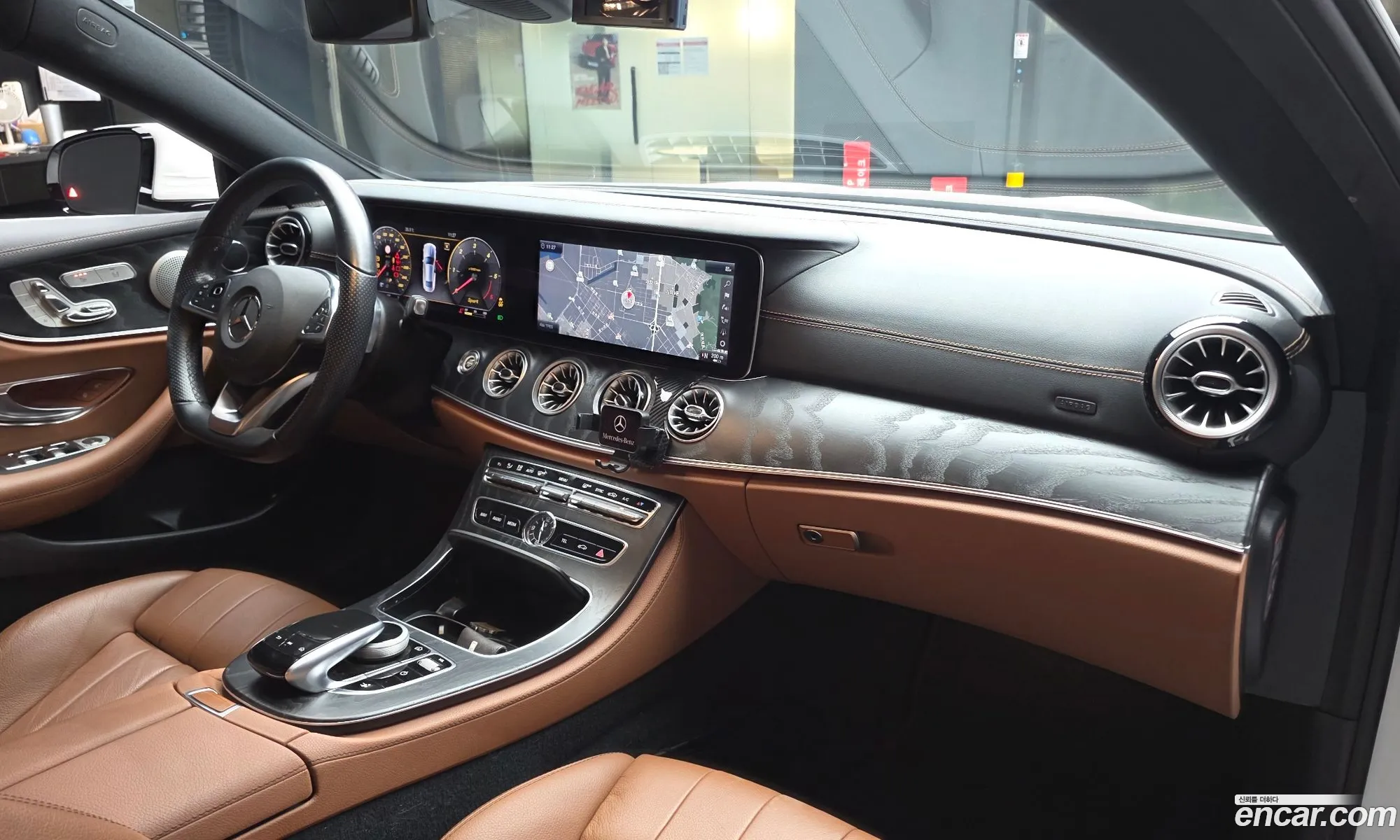 Mercedes-Benz E-Class W213 2018 WDD1J1EB3JF048579 — 2