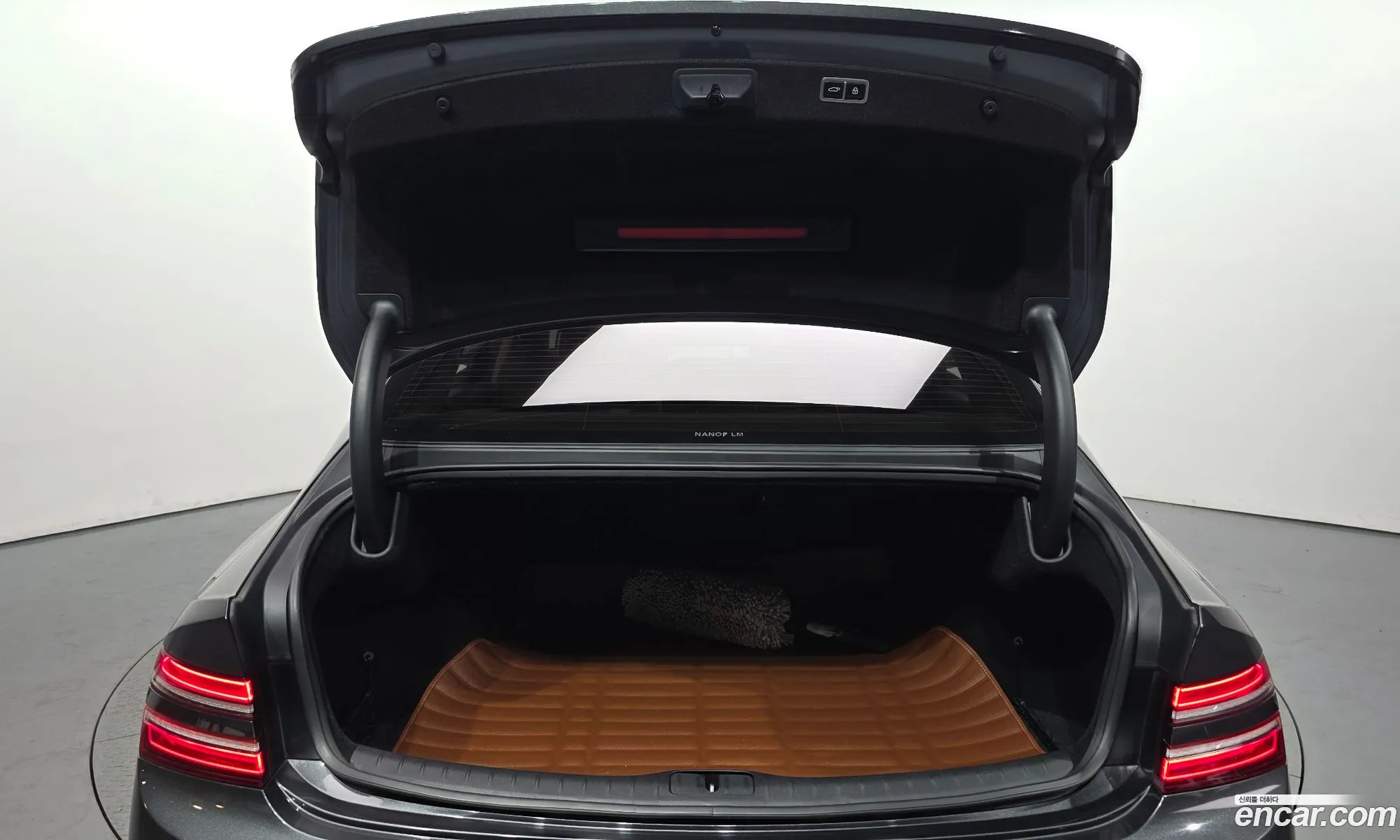 Genesis G80 2021 KMTGB41CBNU095826 — 11