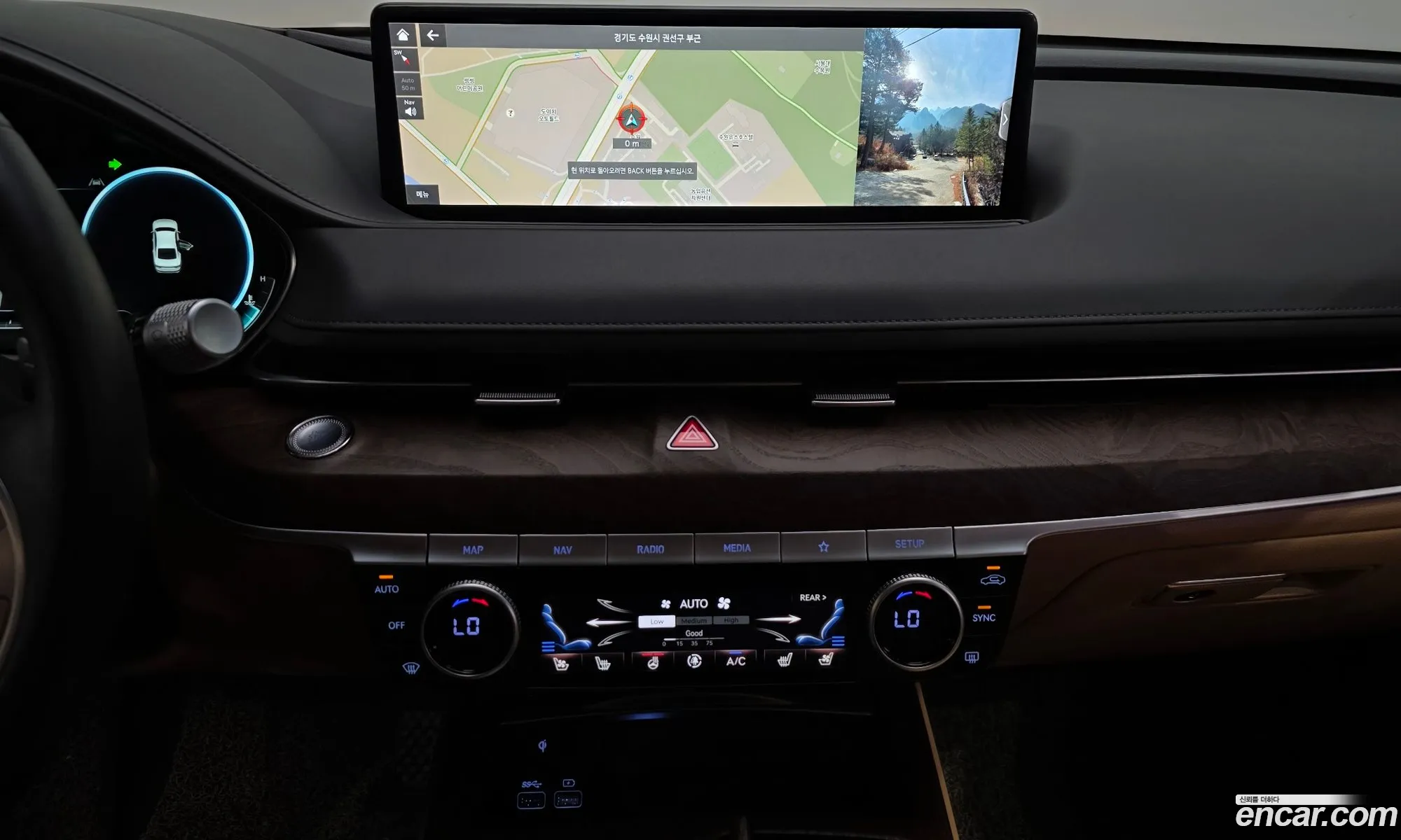 Genesis G80 2021 KMTGB41CBNU095826 — 29