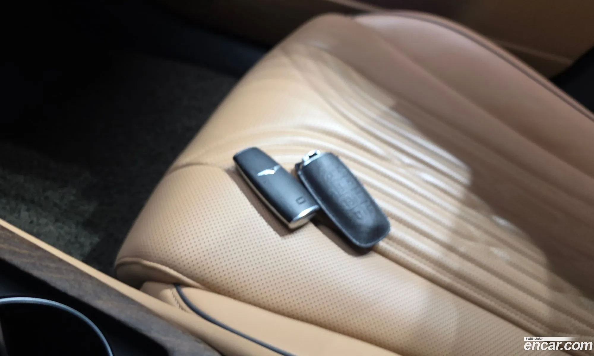 Genesis G80 2021 KMTGB41CBNU095826 — 33