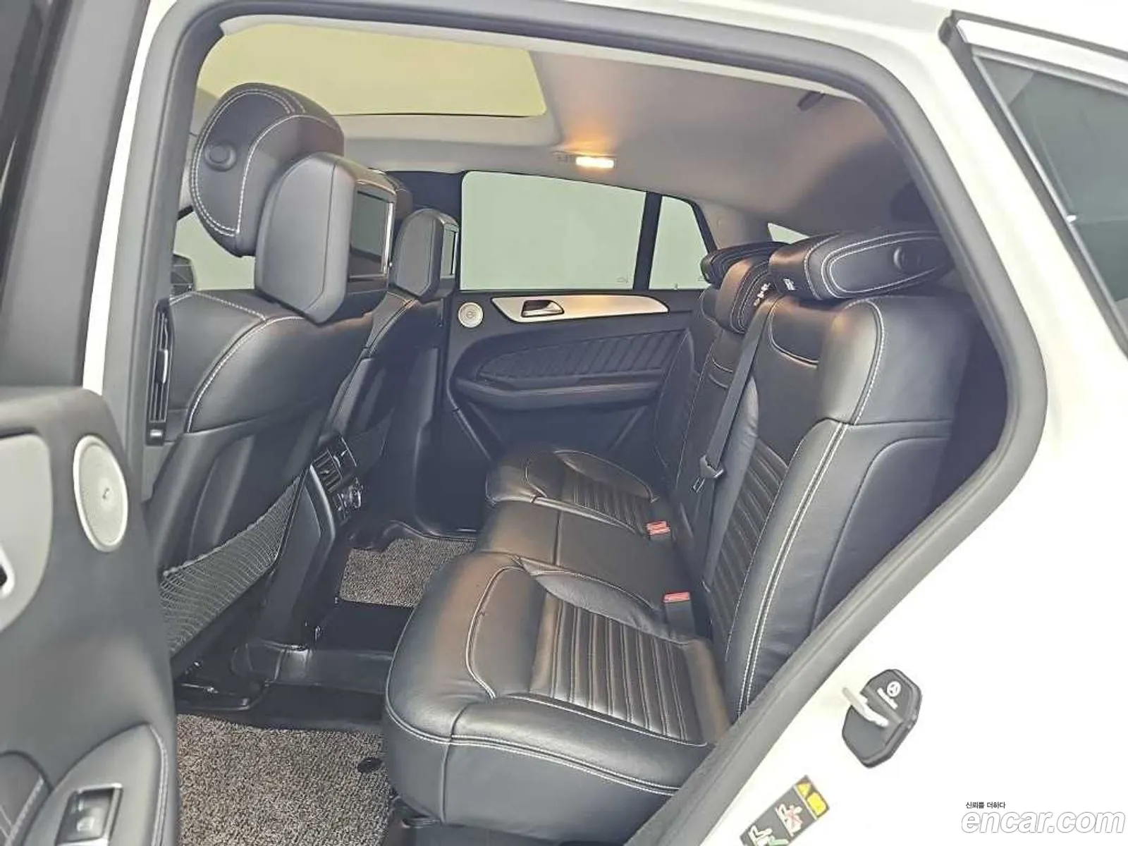 Mercedes-Benz GLE-Class W166 2016 — 13