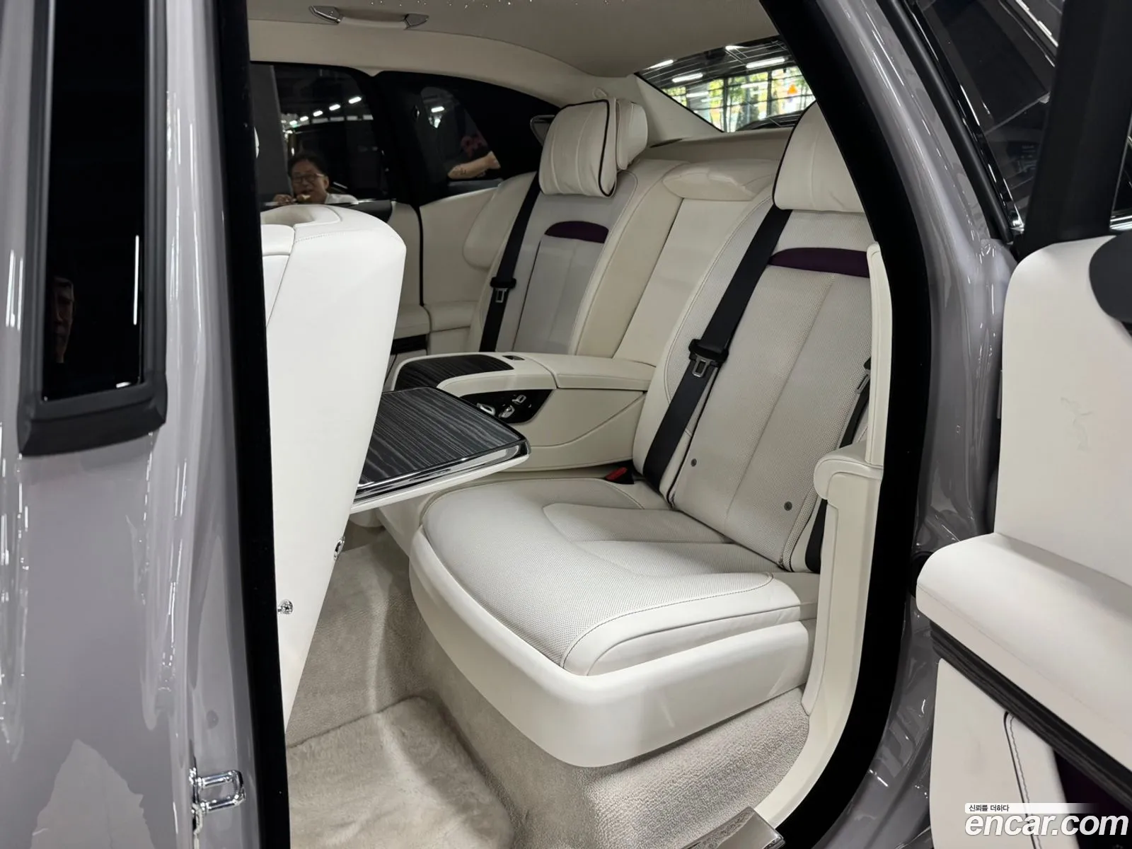 Rolls-Royce Ghost 2022 — 15