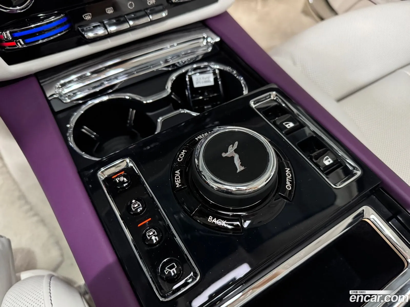 Rolls-Royce Ghost 2022 — 10