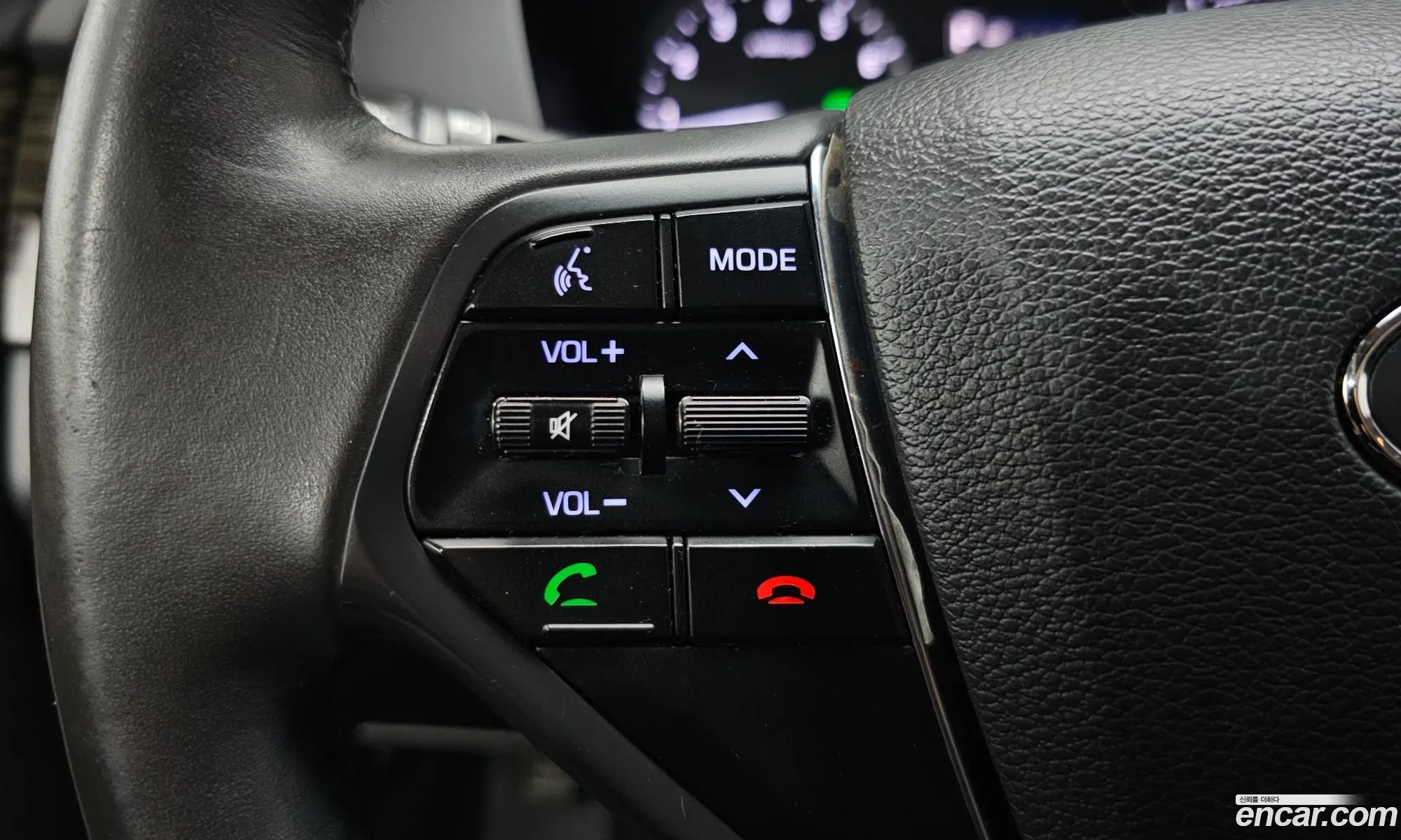 Hyundai LF Sonata 2016 KMHE341CBHA286817 — 16