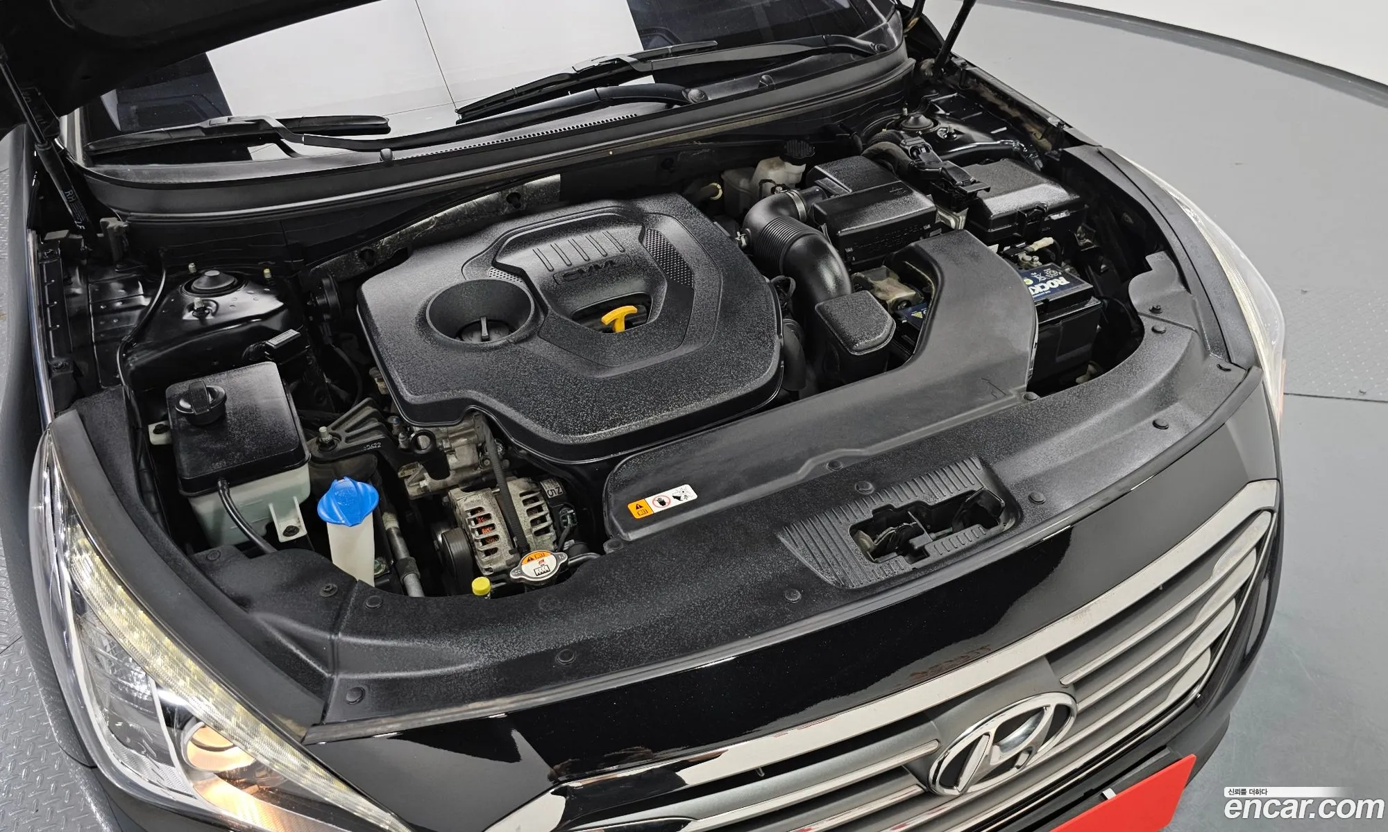 Hyundai LF Sonata 2016 KMHE341CBHA286817 — 3
