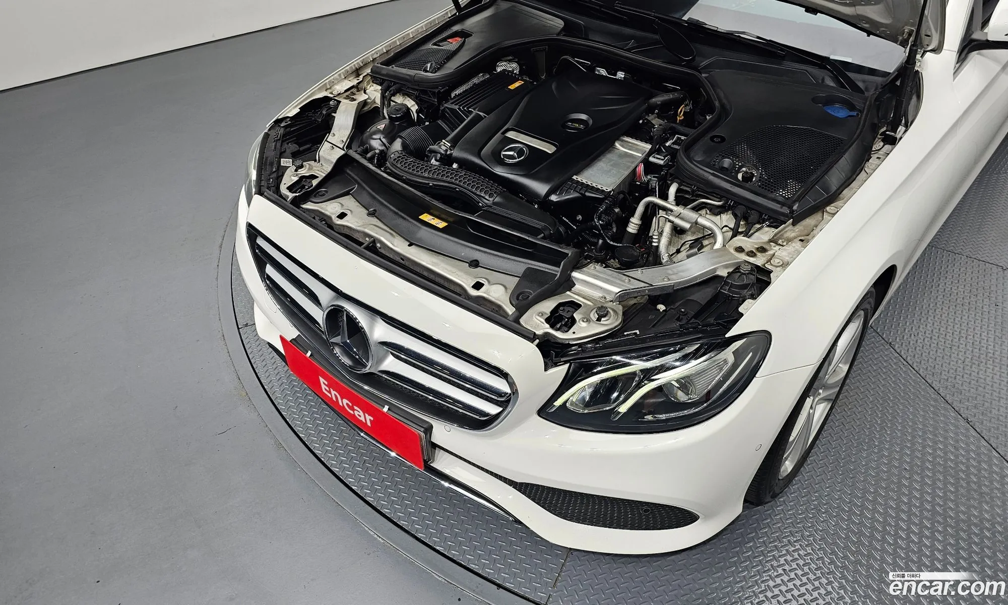 Mercedes-Benz E-Class W213 2018 — 11