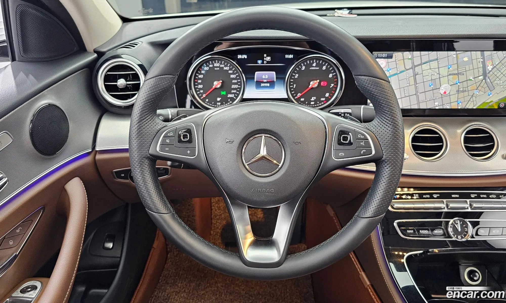 Mercedes-Benz E-Class W213 2018 — 21