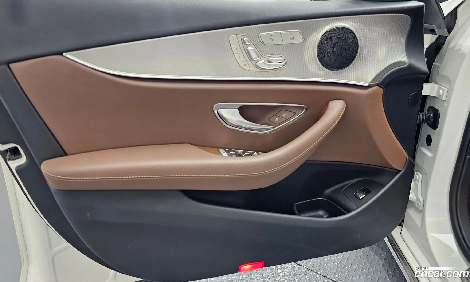 Mercedes-Benz E-Class W213 2018 — 14