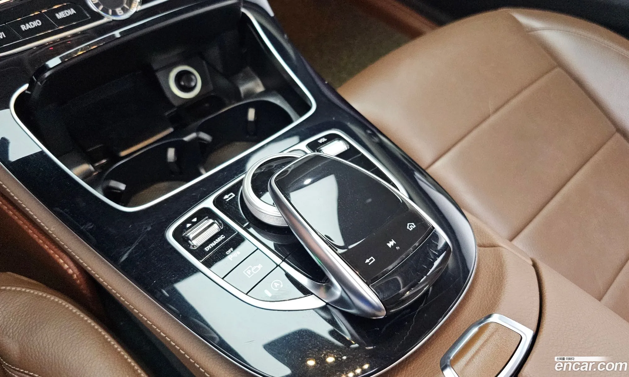 Mercedes-Benz E-Class W213 2018 — 30
