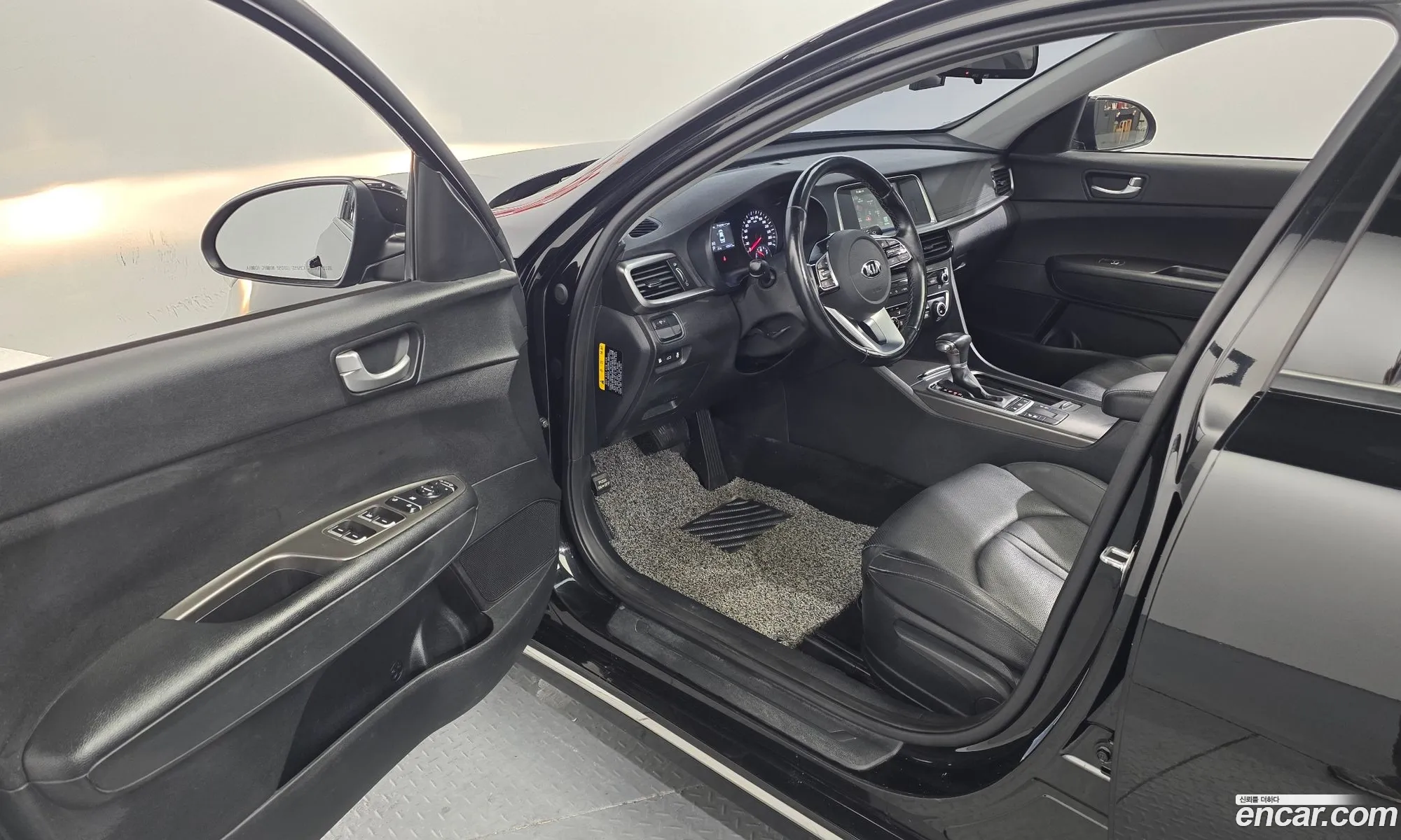 Kia K5 2018 — 27