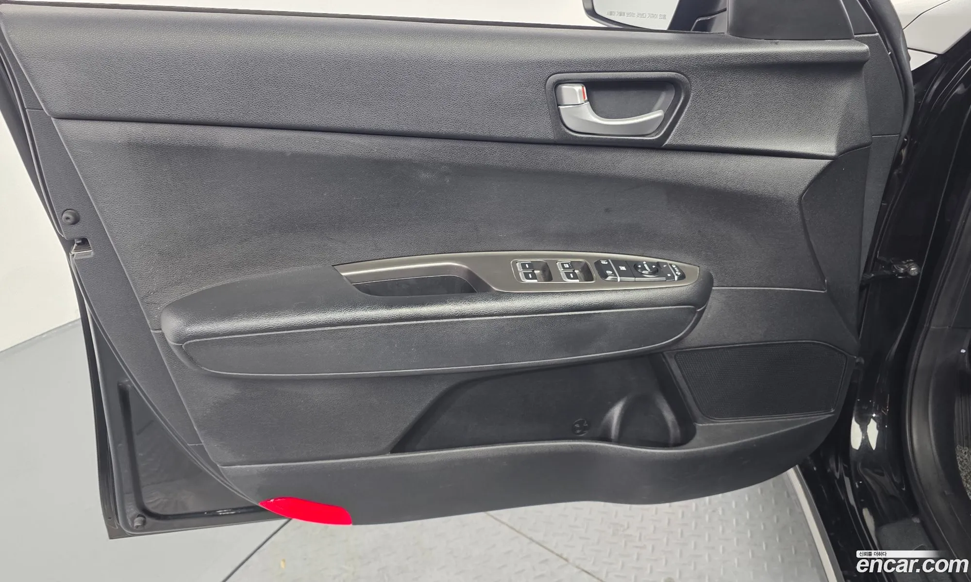 Kia K5 2018 — 17
