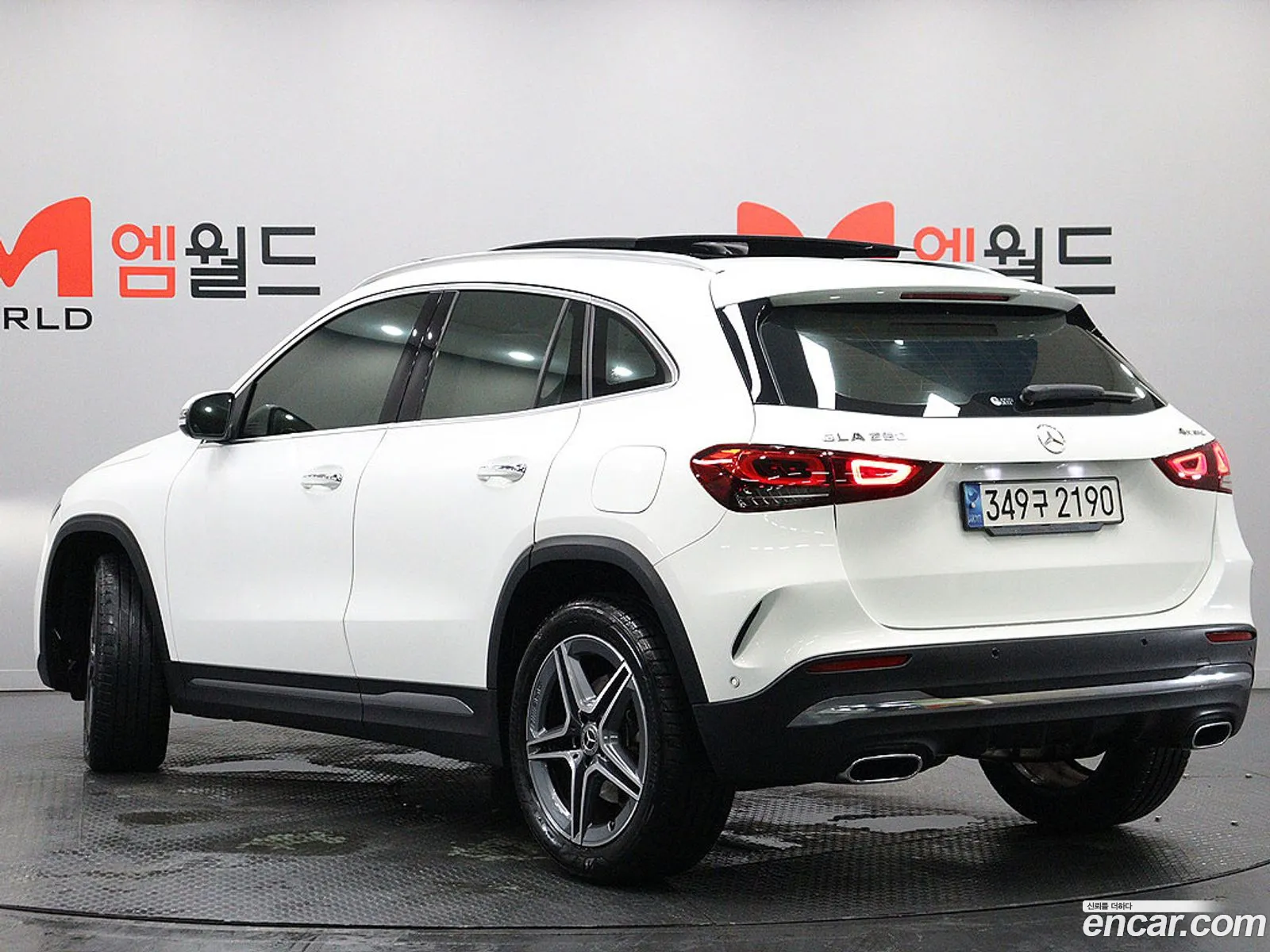 Mercedes-Benz GLA-Class H247 2023 — 10