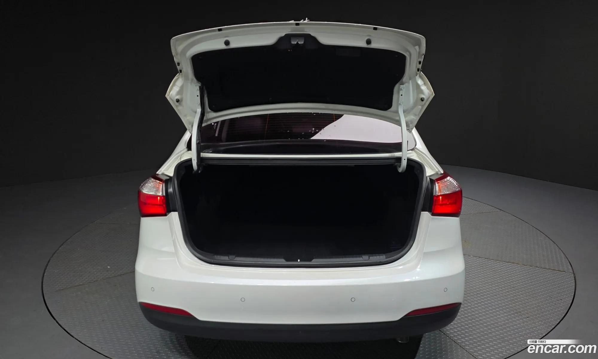 Kia K3 2015 KNAFK412BFA516450 — 24
