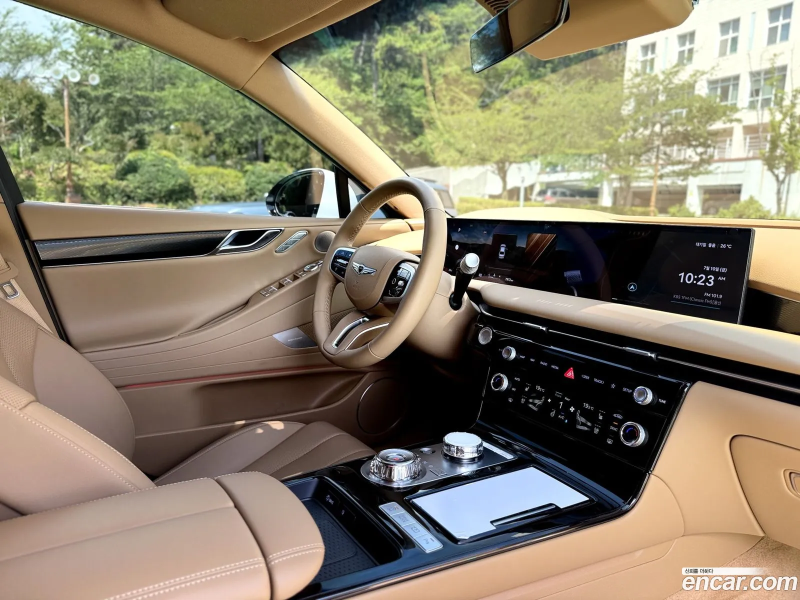 Genesis G80 2025 — 13