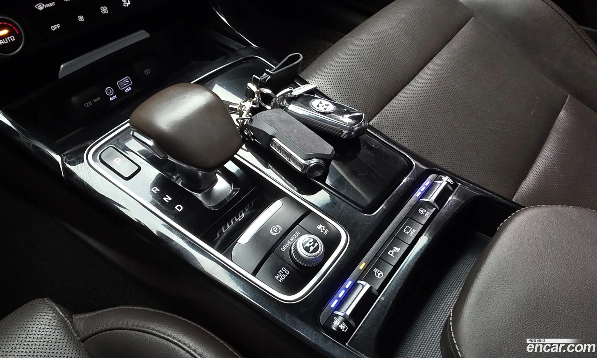 Kia Stinger 2017 KNAE351ABJS002222 — 4