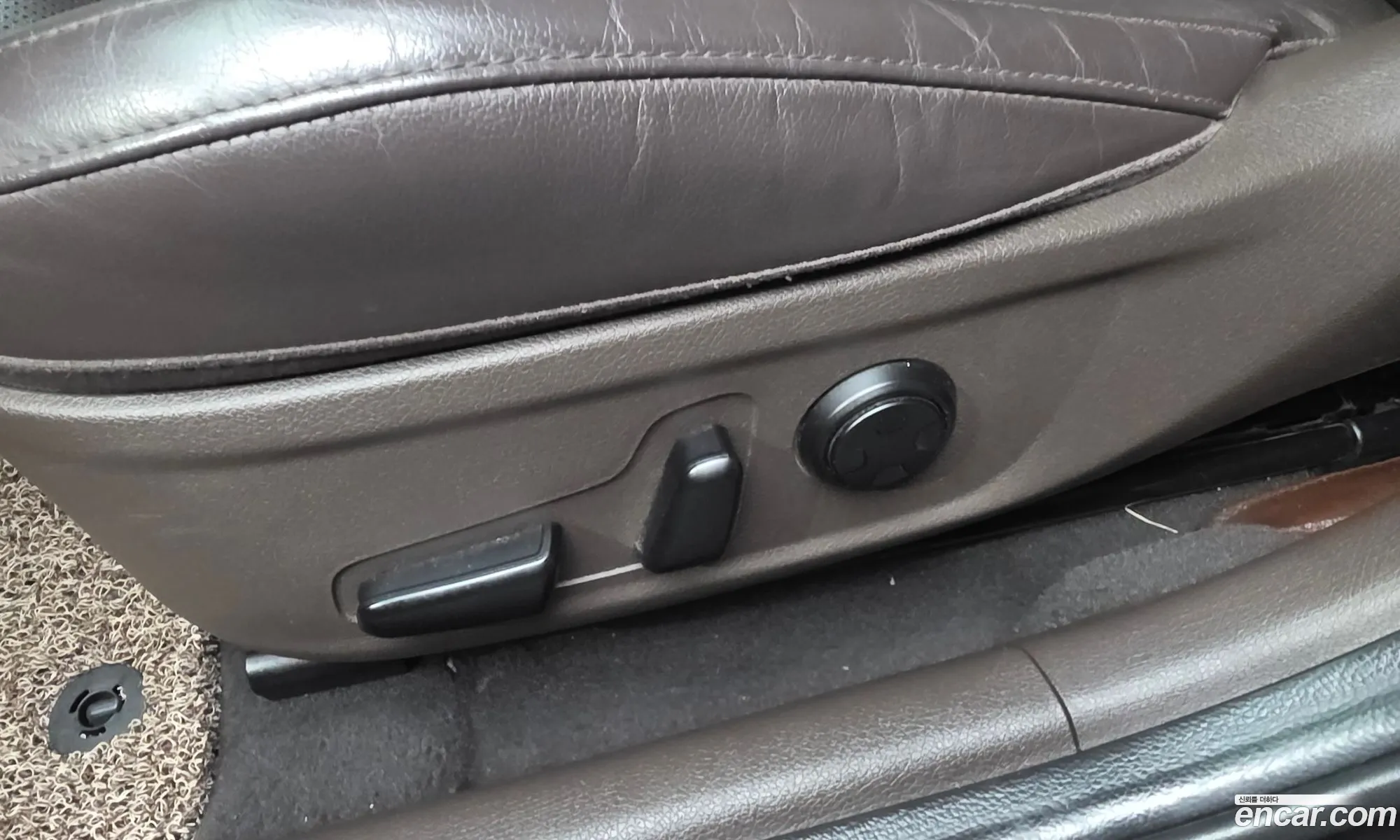 Kia Stinger 2017 KNAE351ABJS002222 — 8