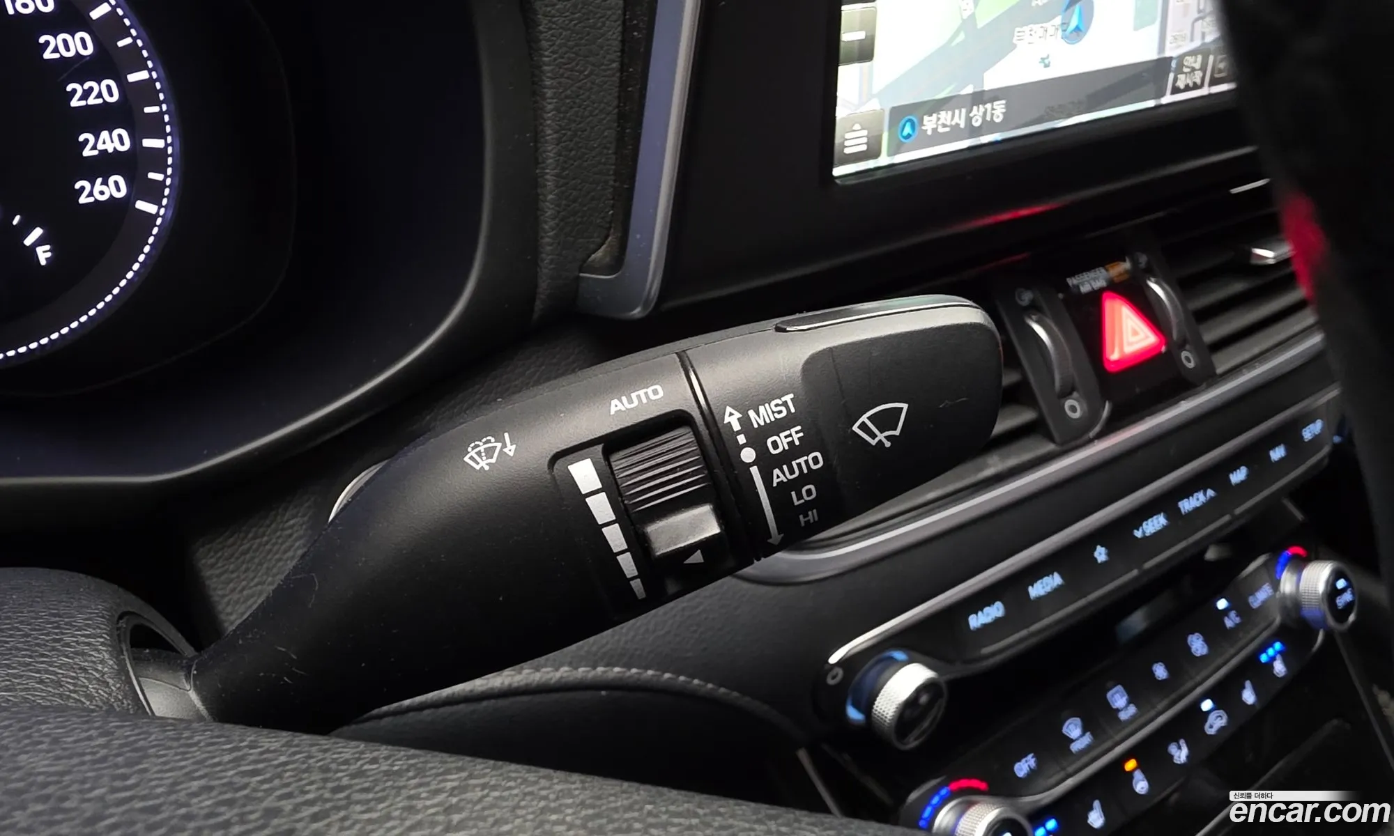 Hyundai Grandeur IG 2018 — 22