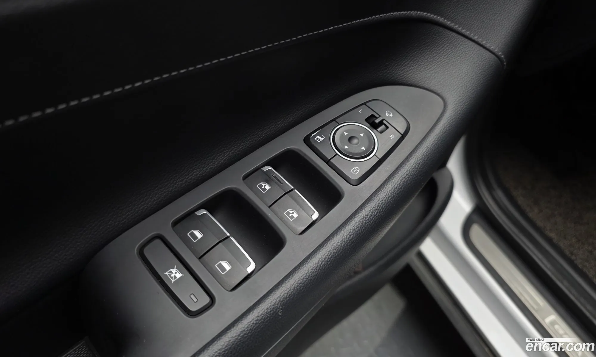 Hyundai Grandeur IG 2018 — 14
