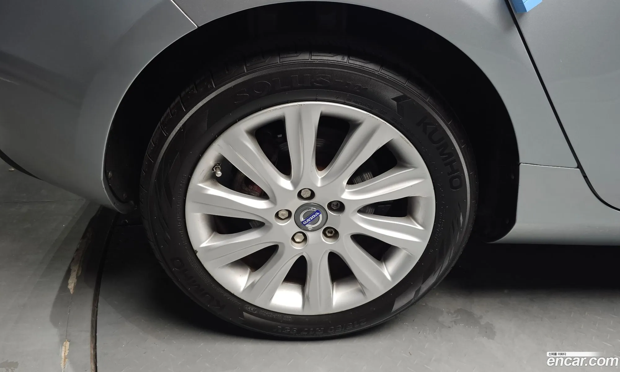 Volvo V40 2014 — 9