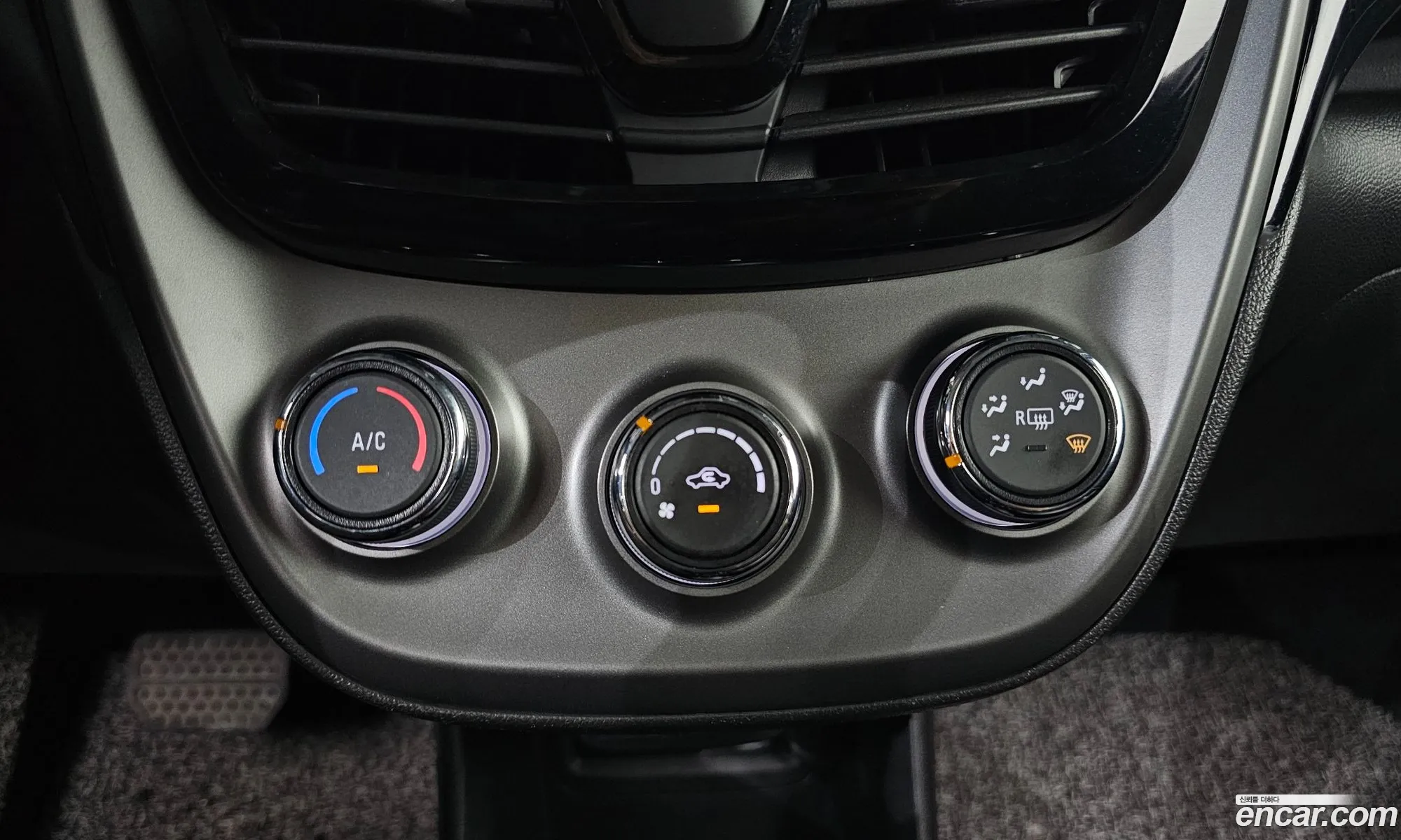 Chevrolet (GM Daewoo) Spark 2019 KLYDC487DKC232201 — 20