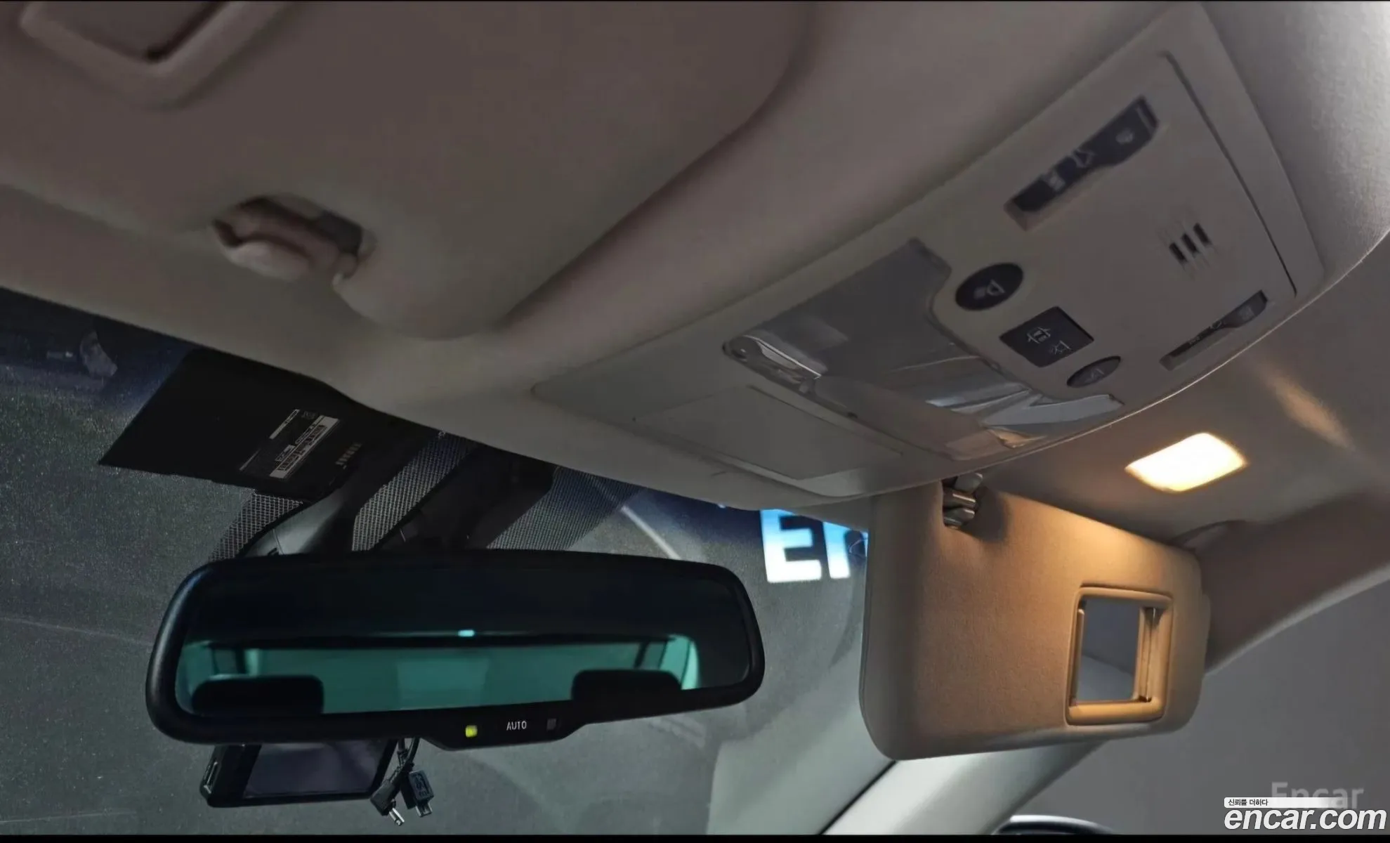 Lexus ES300h 2013 — 10