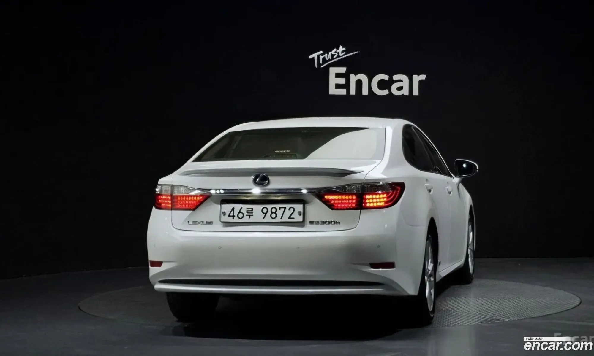 Lexus ES300h 2013 — 15