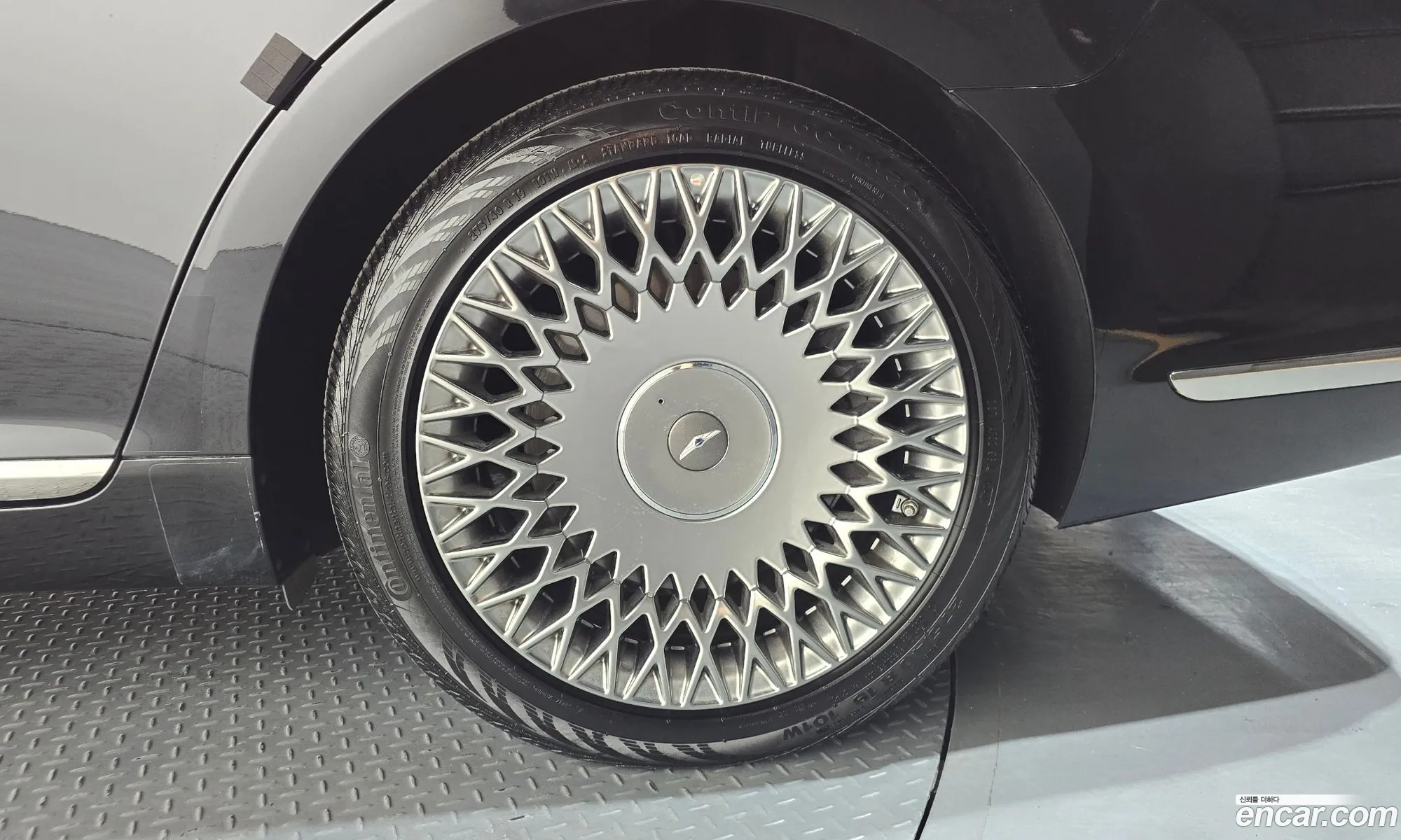 Genesis G90 2020 — 17