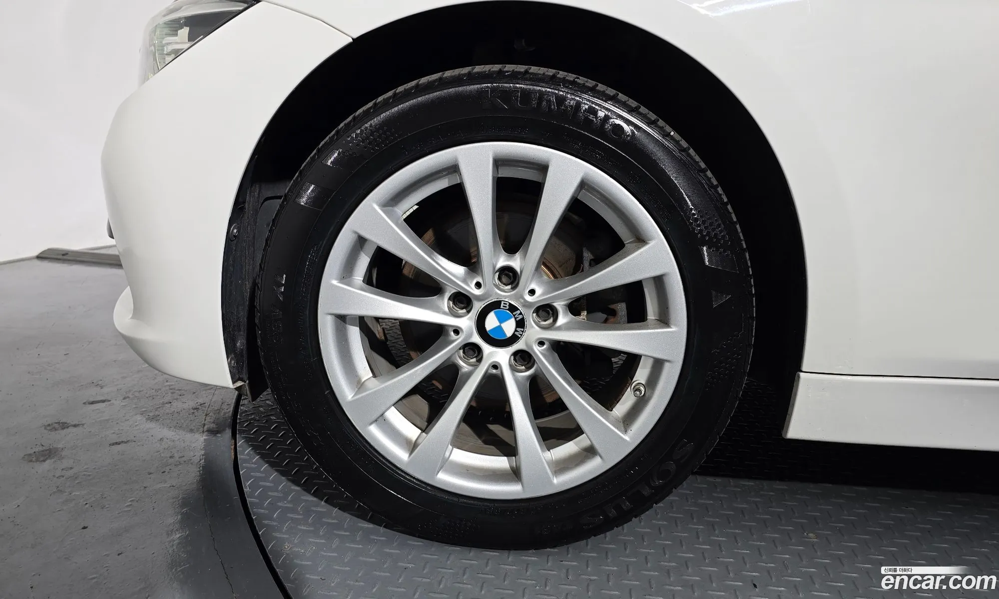 BMW 3 Series 2018 WBA8C5100JK737109 — 8