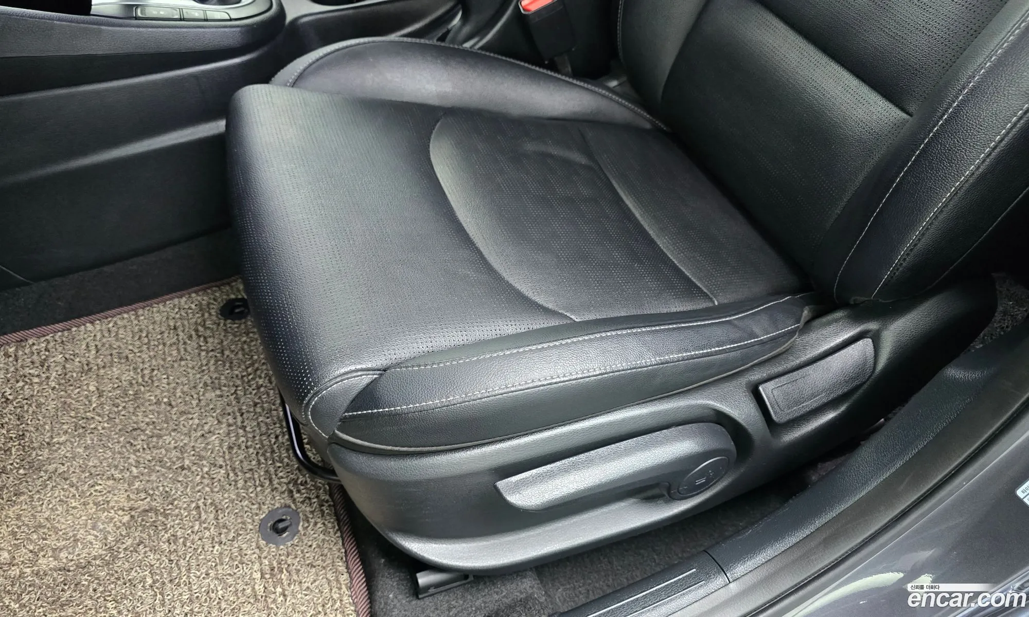 Kia K3 2018 KNAF341BEKA825660 — 32