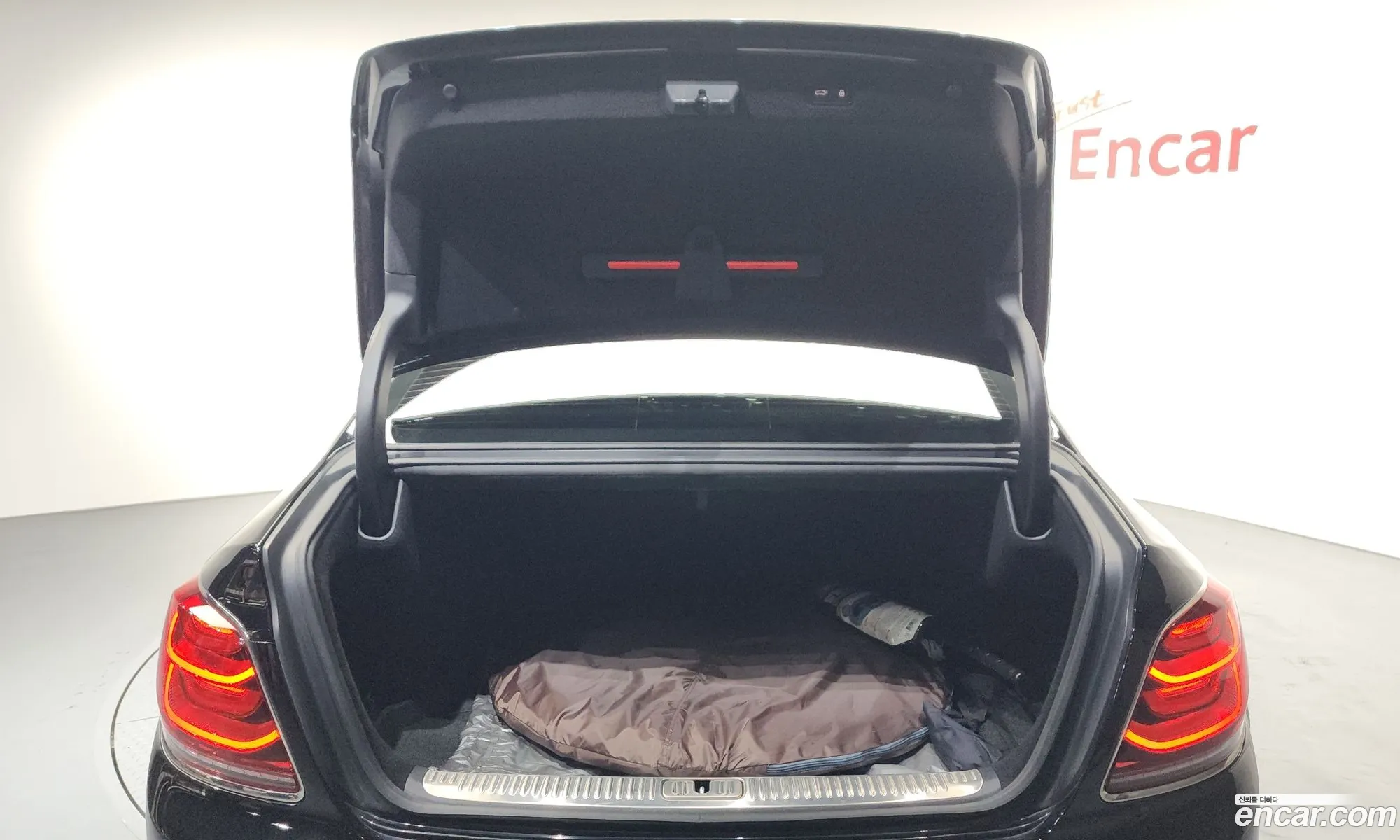 Kia The K9 2019 KNAS2418DLS019157 — 27