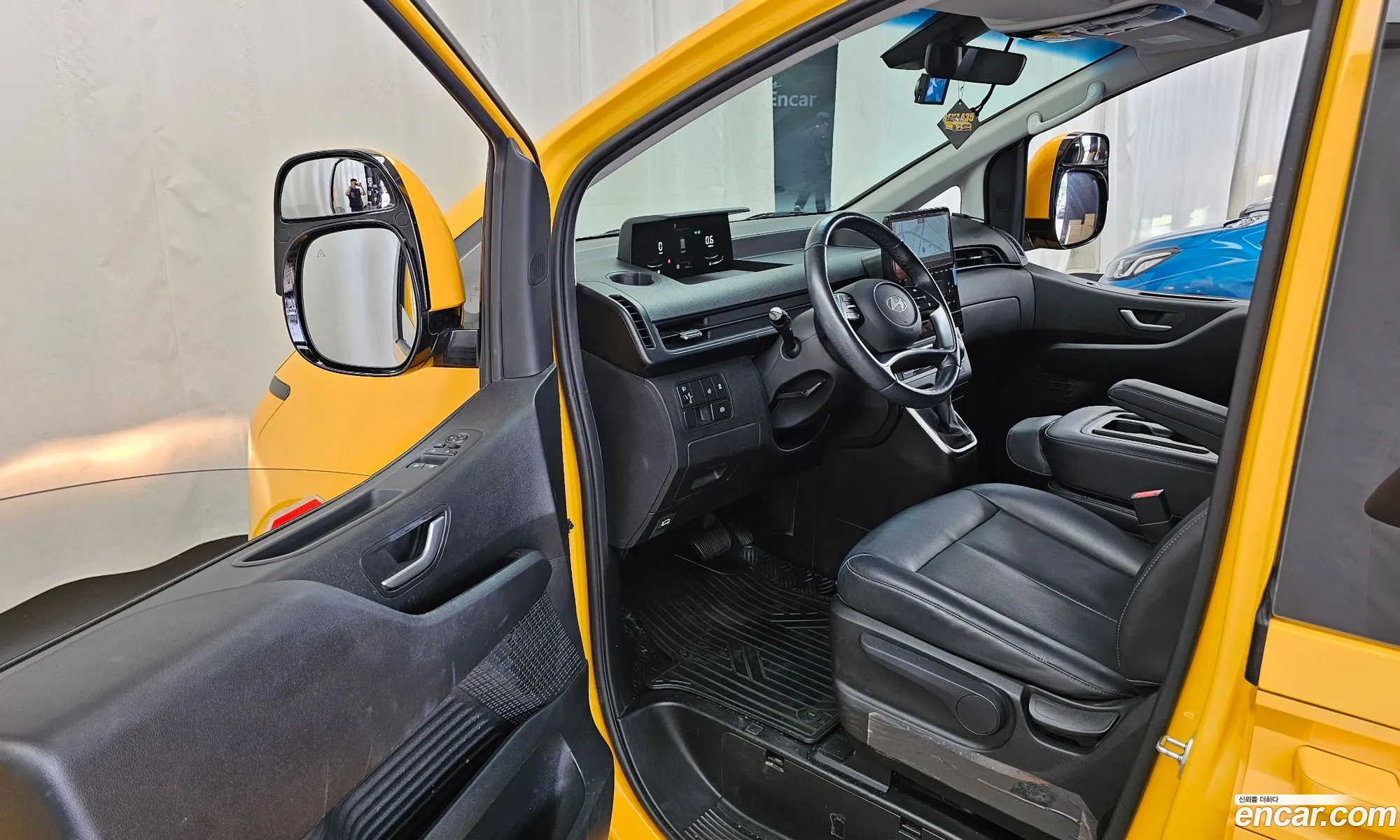 Hyundai Staria 2024 — 13