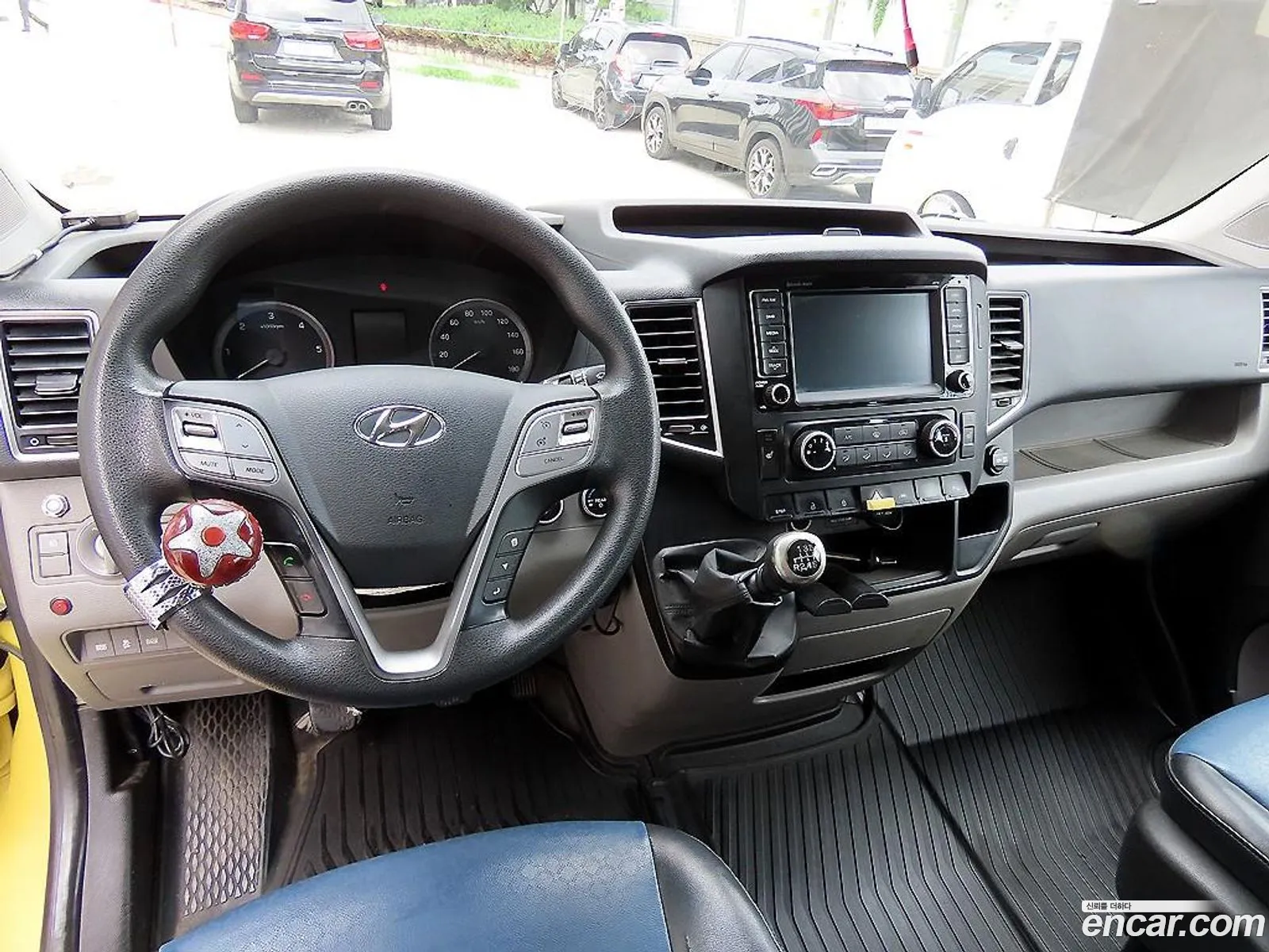 Hyundai Solati 2015 — 3