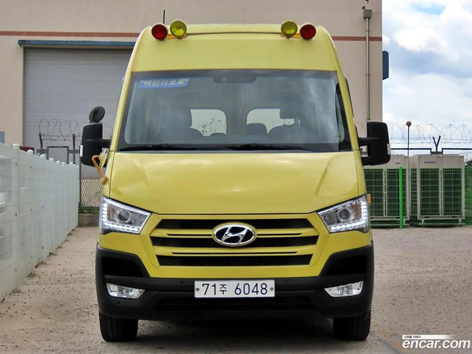 Hyundai Solati 2015 — 19